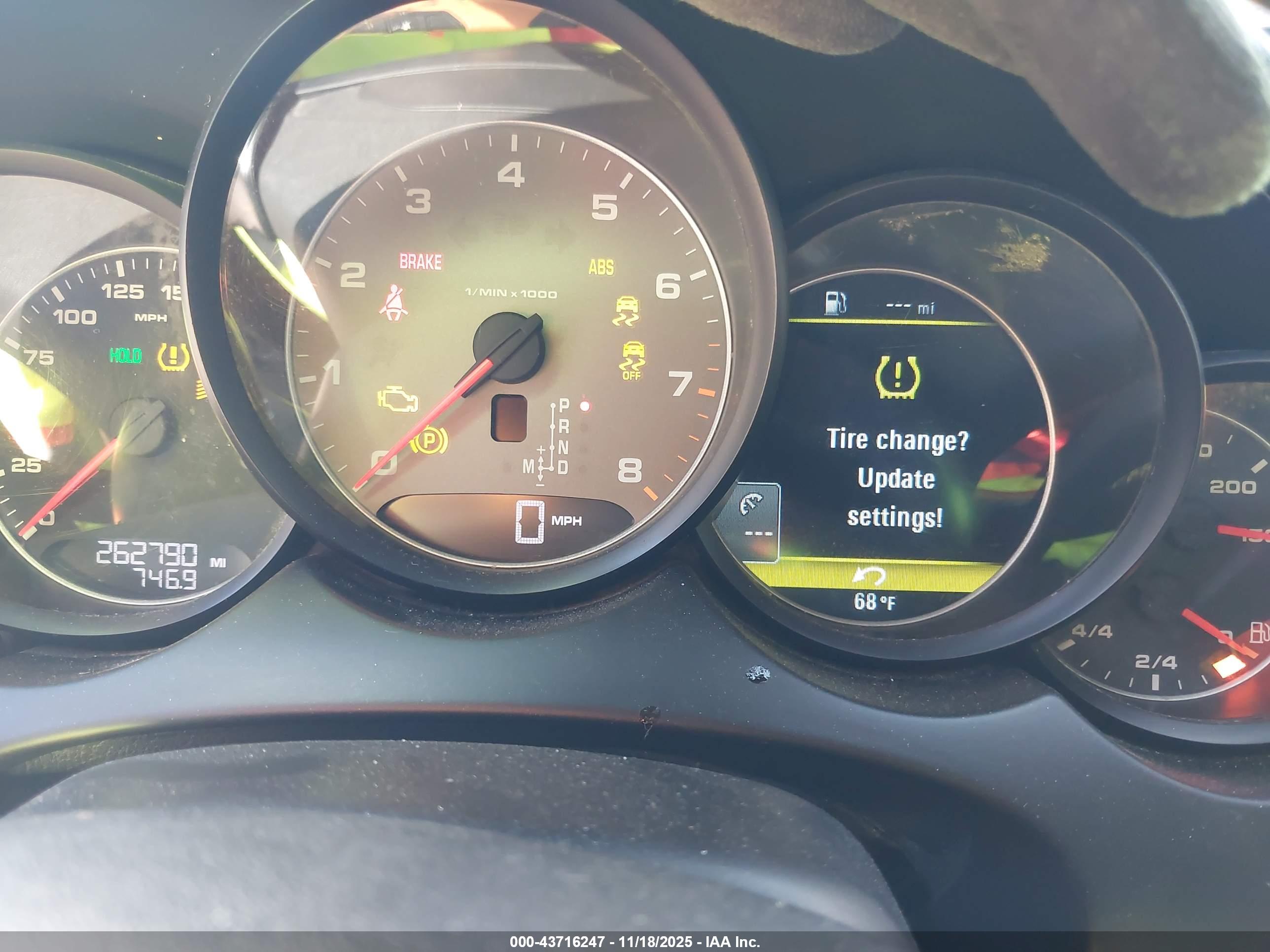 PORSCHE CAYENNE image 7