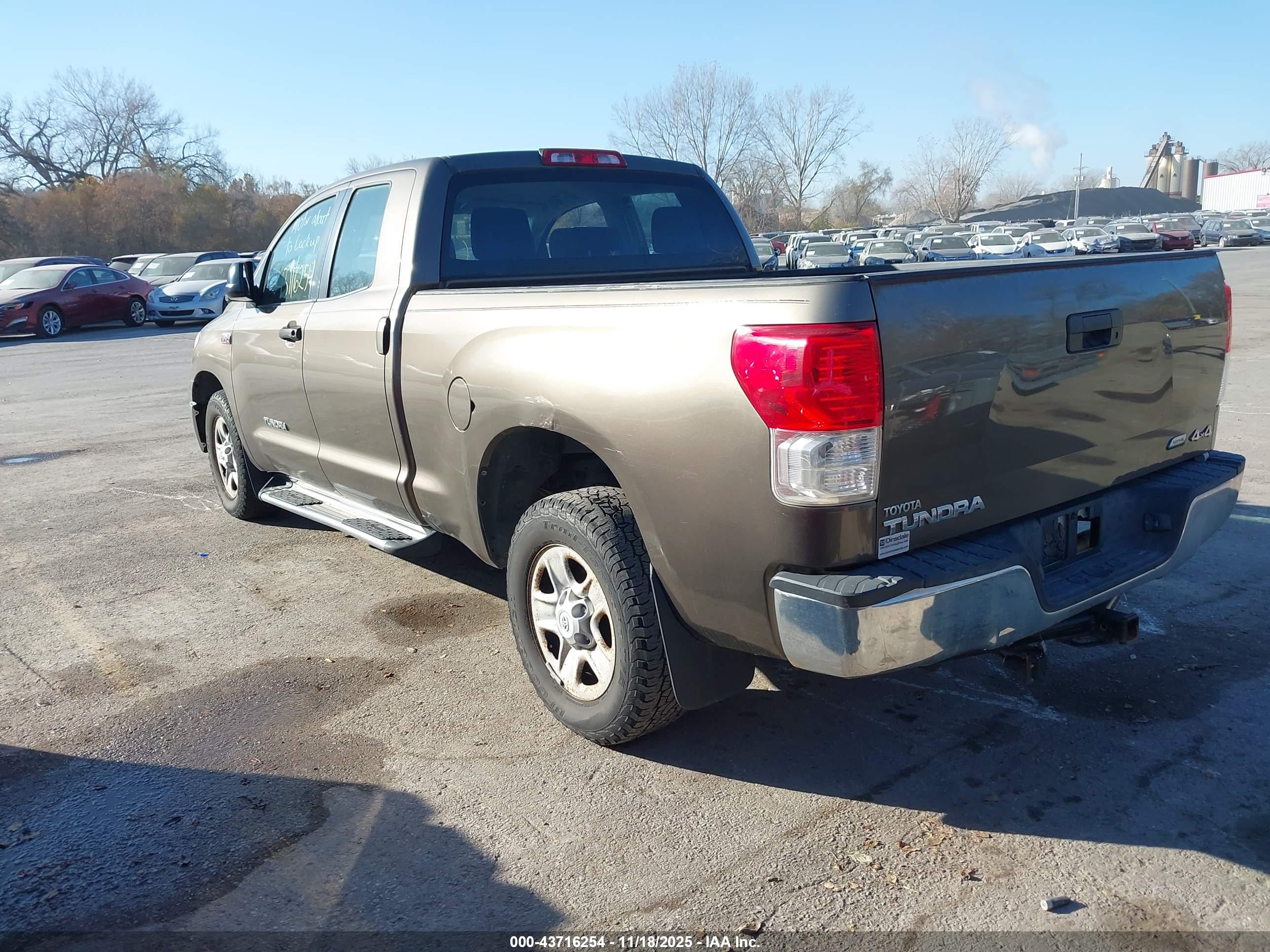 TOYOTA TUNDRA image 3