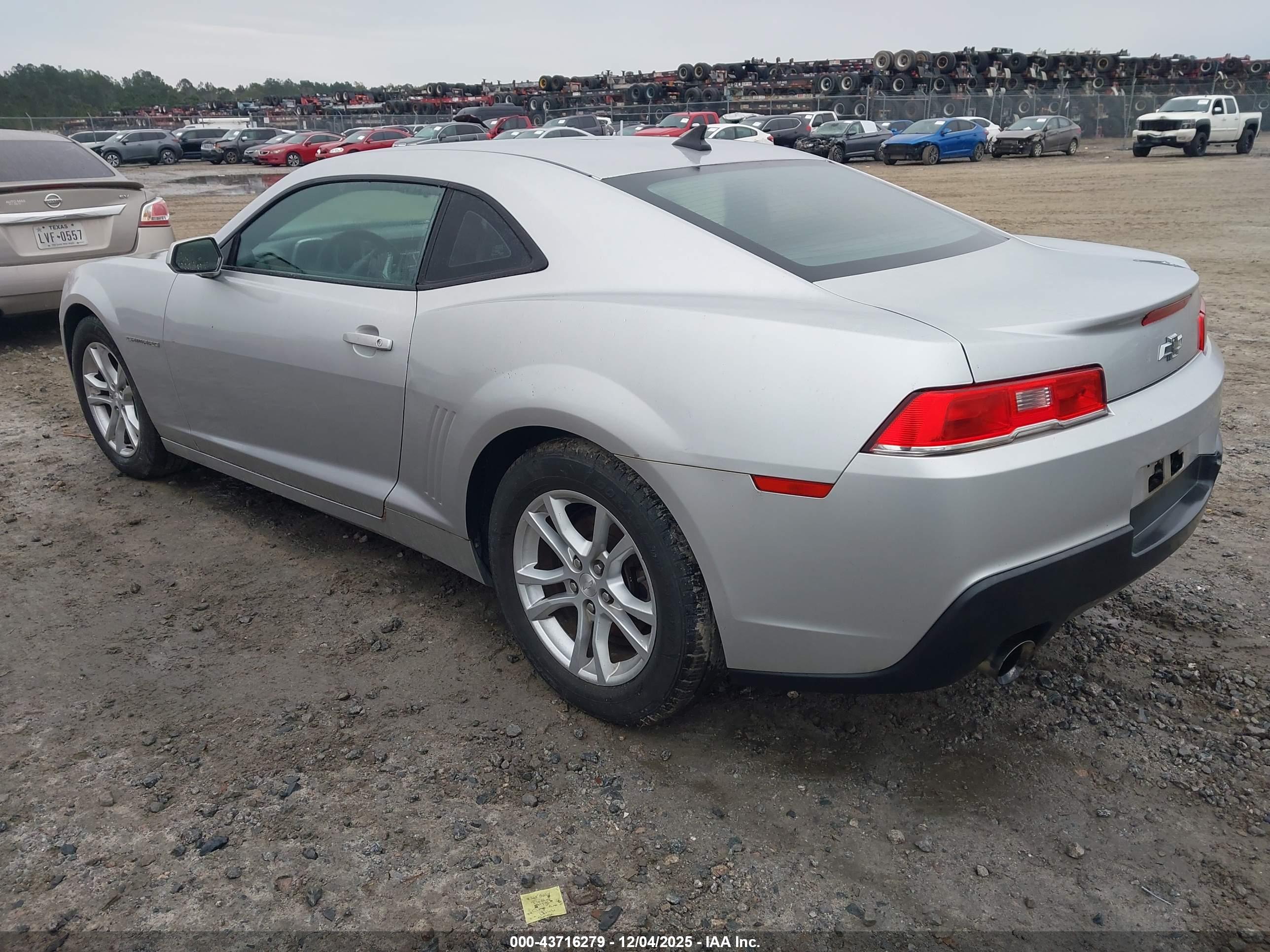 CHEVROLET CAMARO image 3