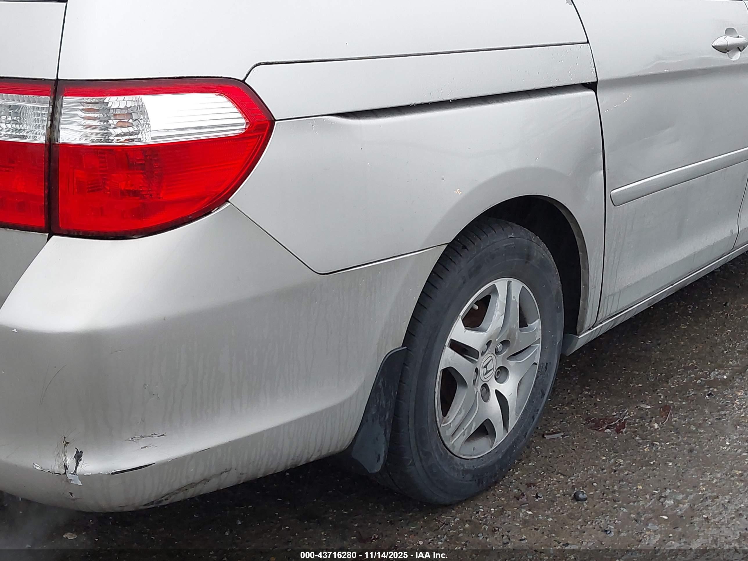 HONDA ODYSSEY image 6