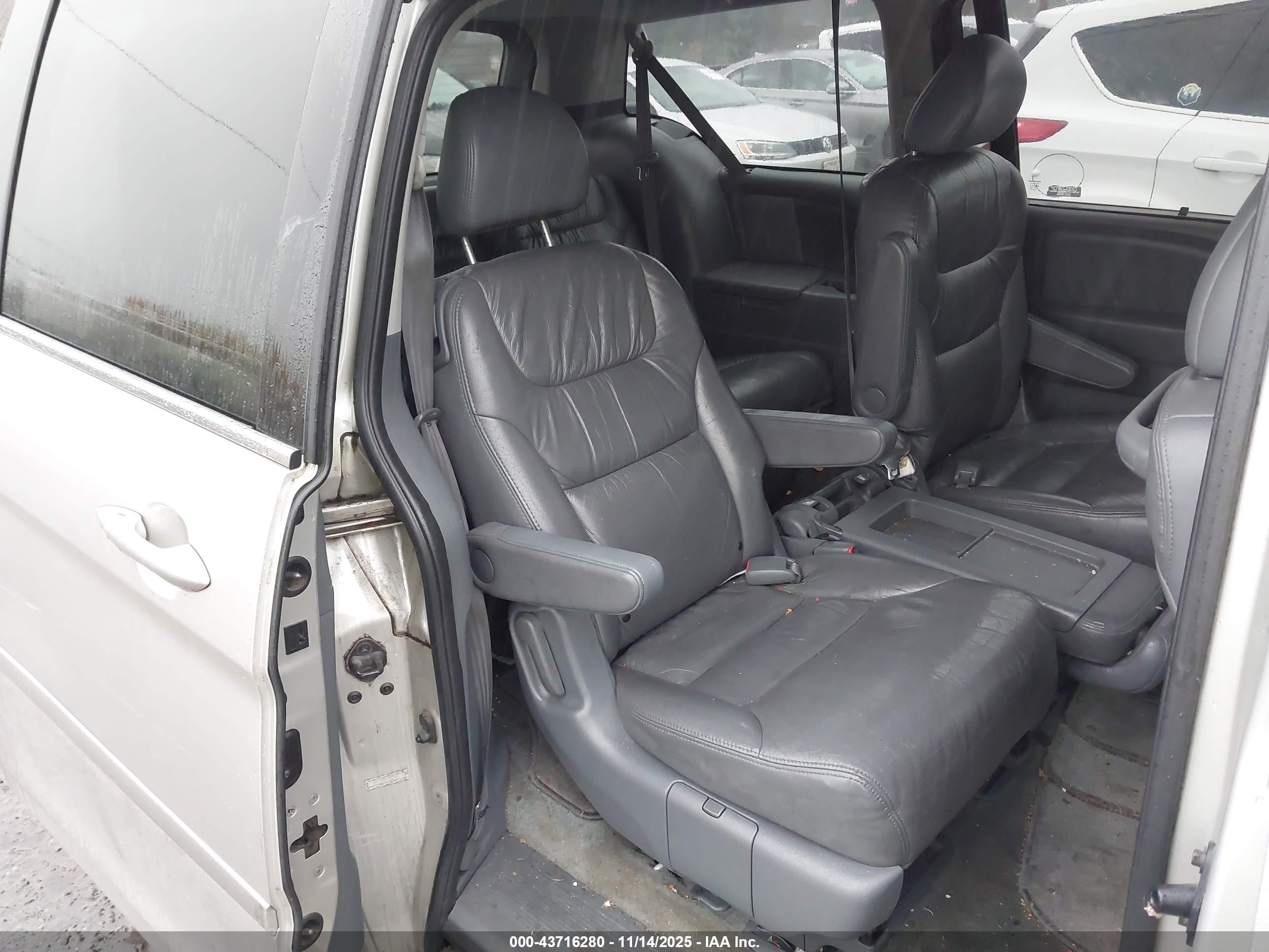 HONDA ODYSSEY image 8