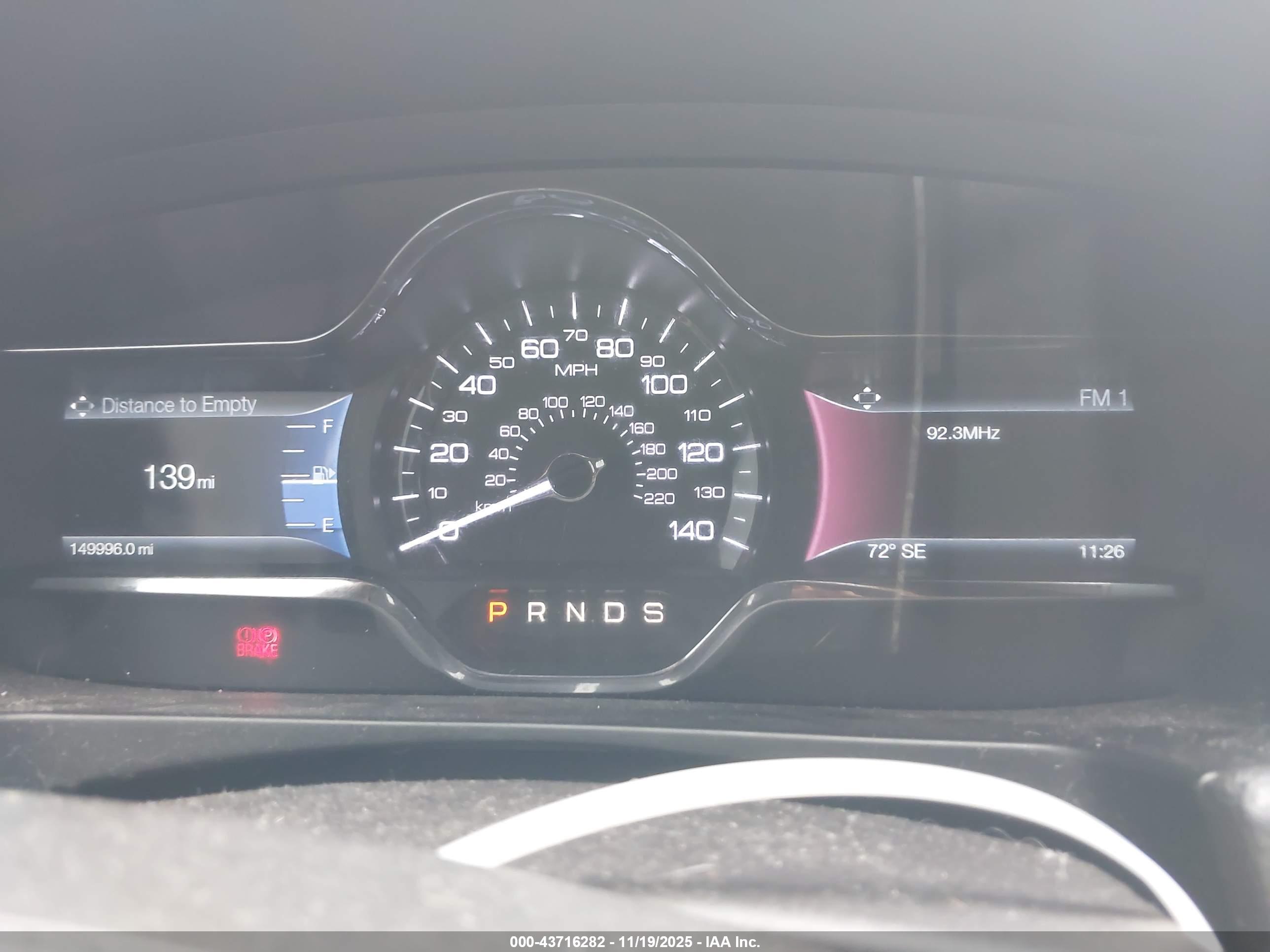 LINCOLN MKS image 7