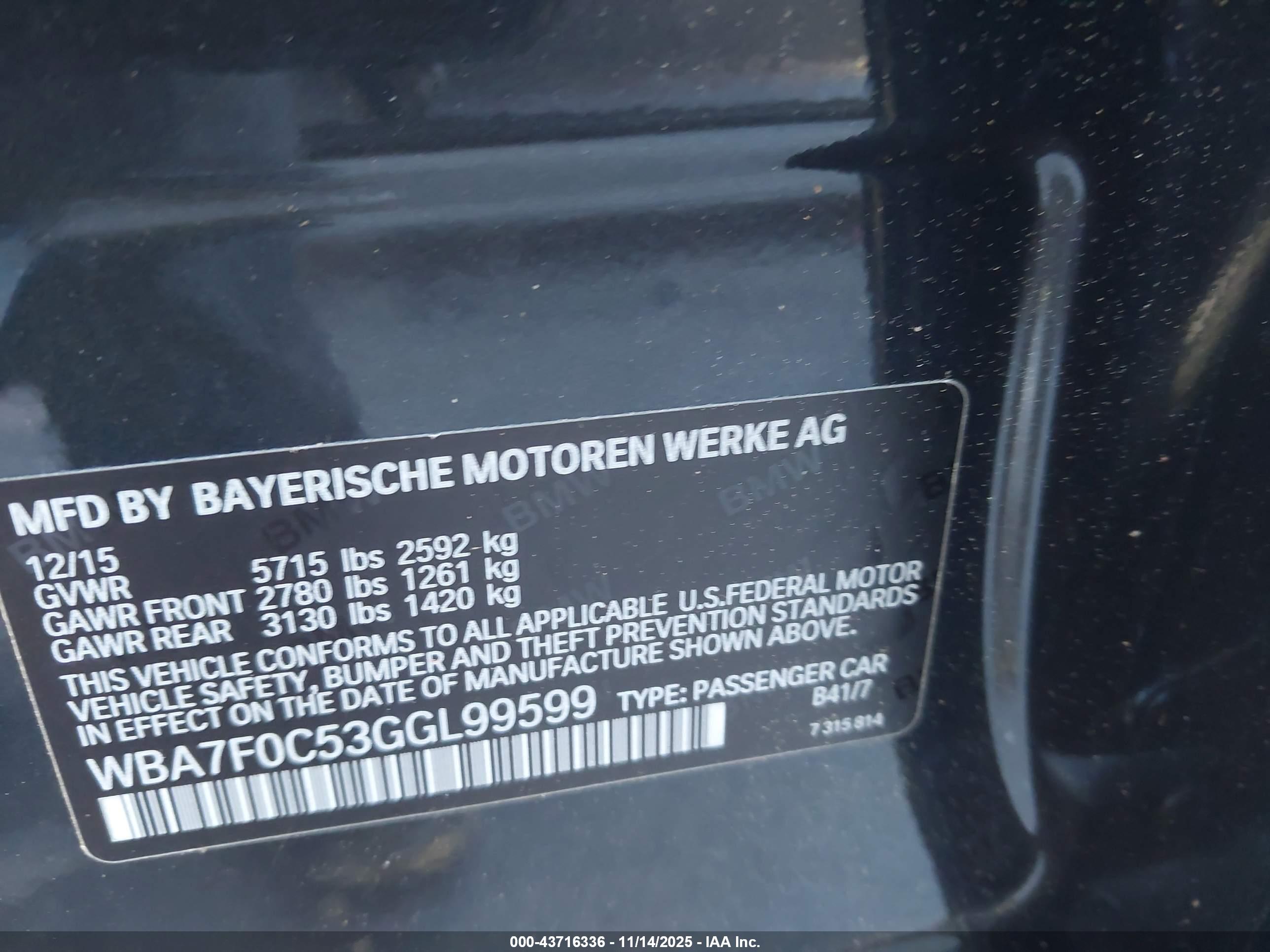 BMW 750I image 9