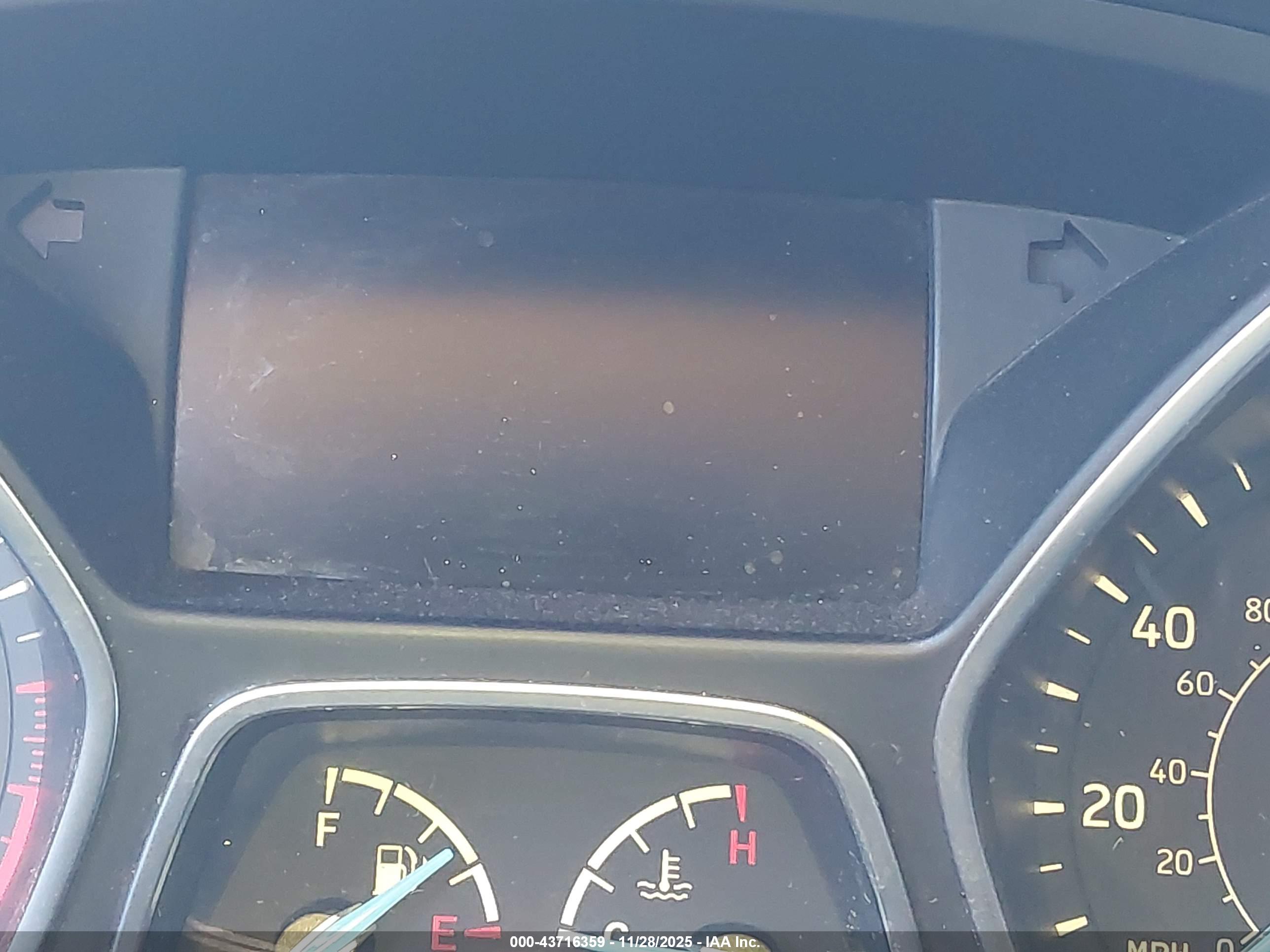 FORD FOCUS image 7