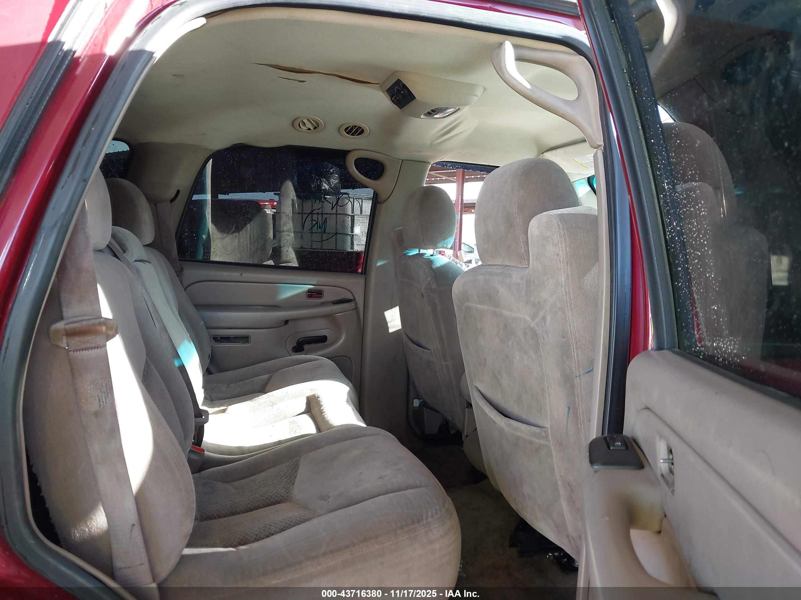 CHEVROLET TAHOE image 8