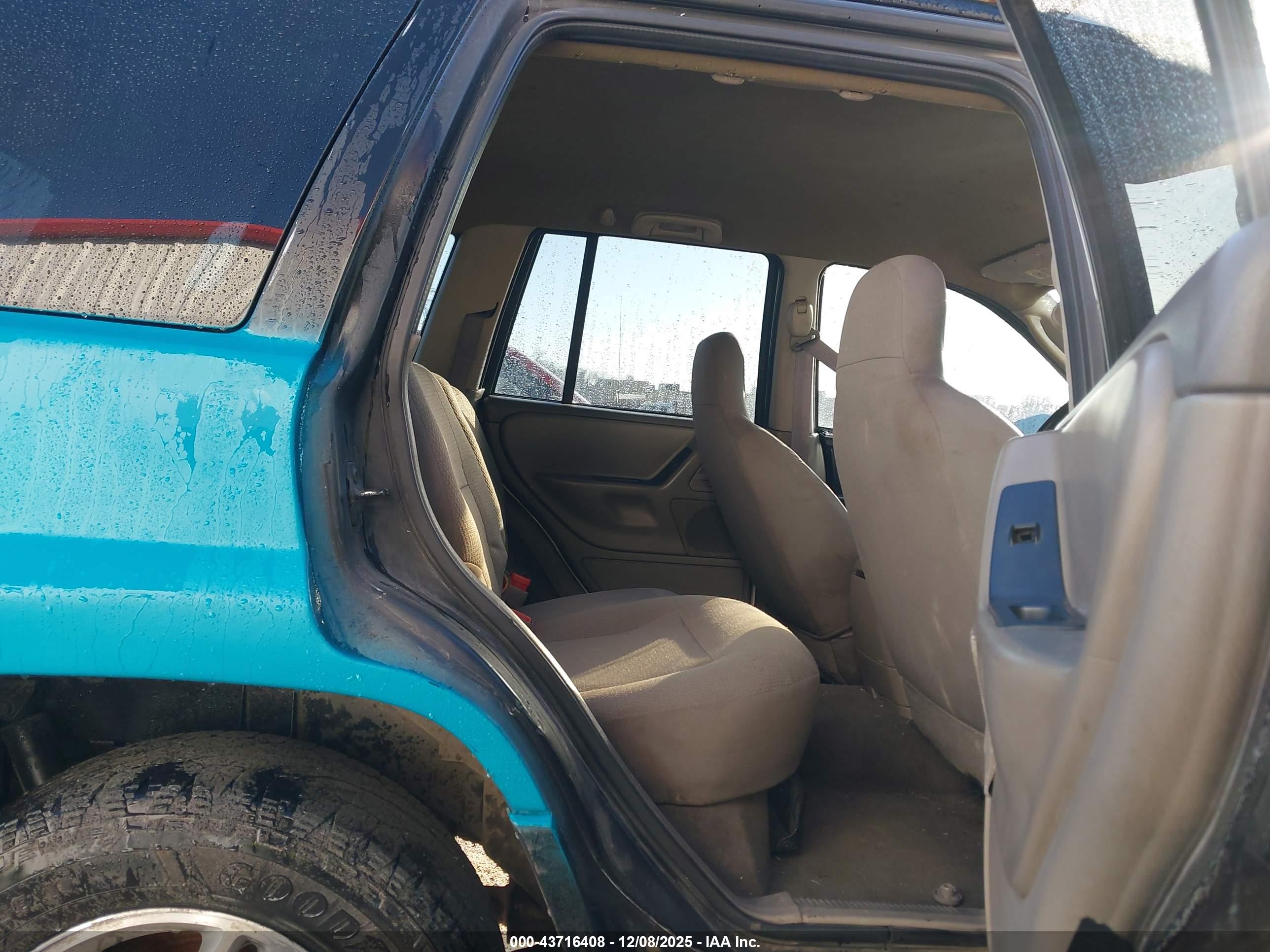 JEEP GRAND image 8