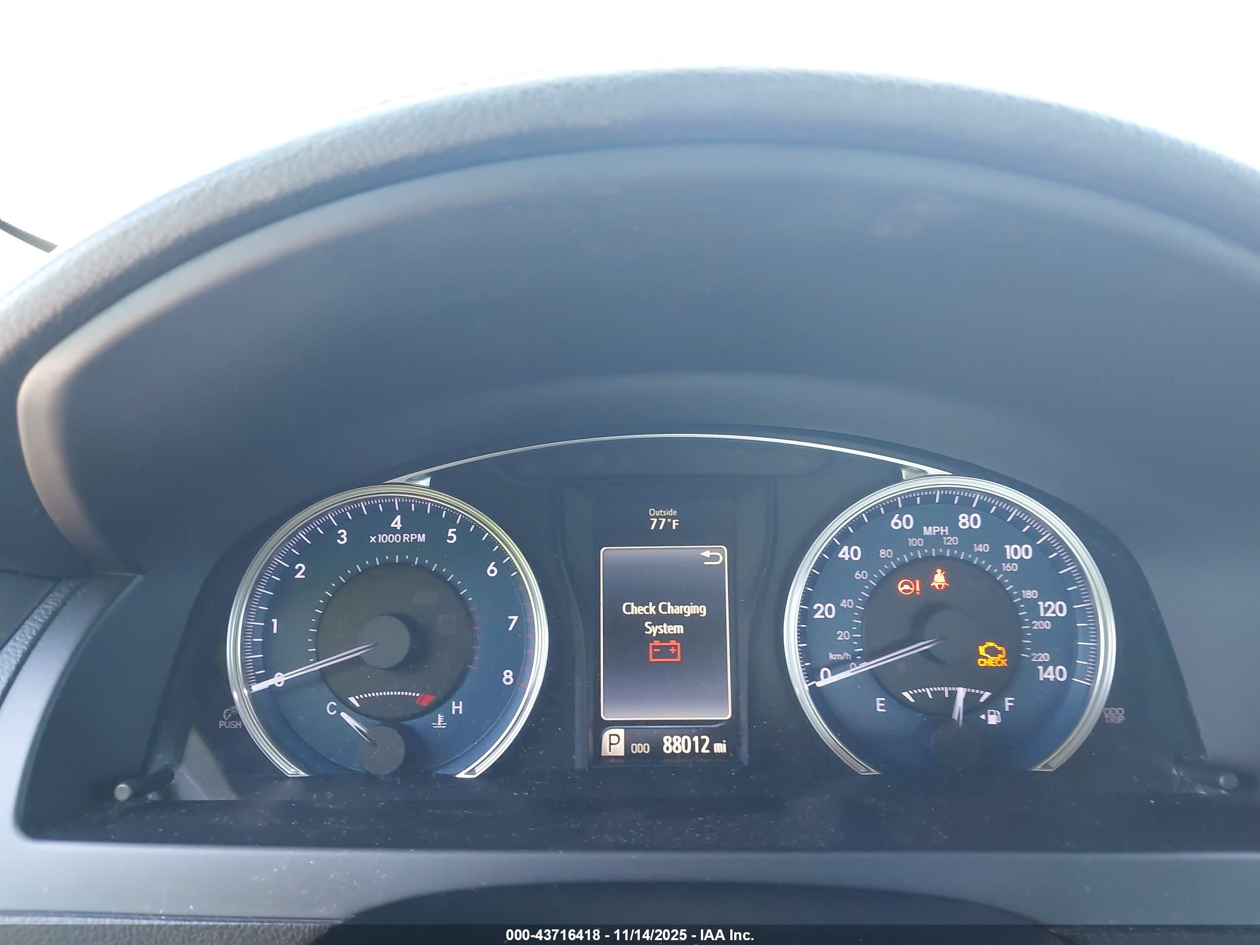 TOYOTA CAMRY image 7
