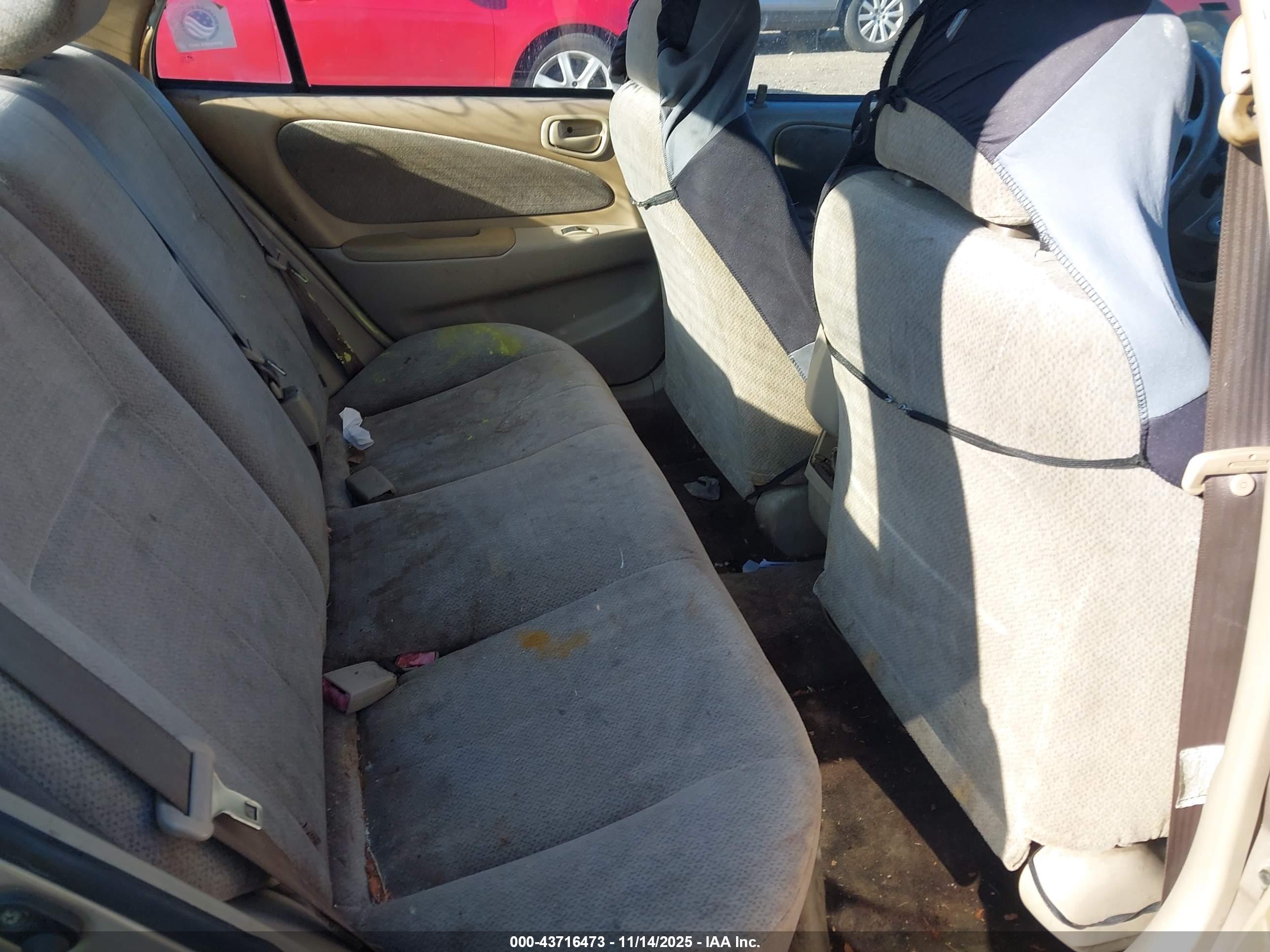 TOYOTA COROLLA image 8