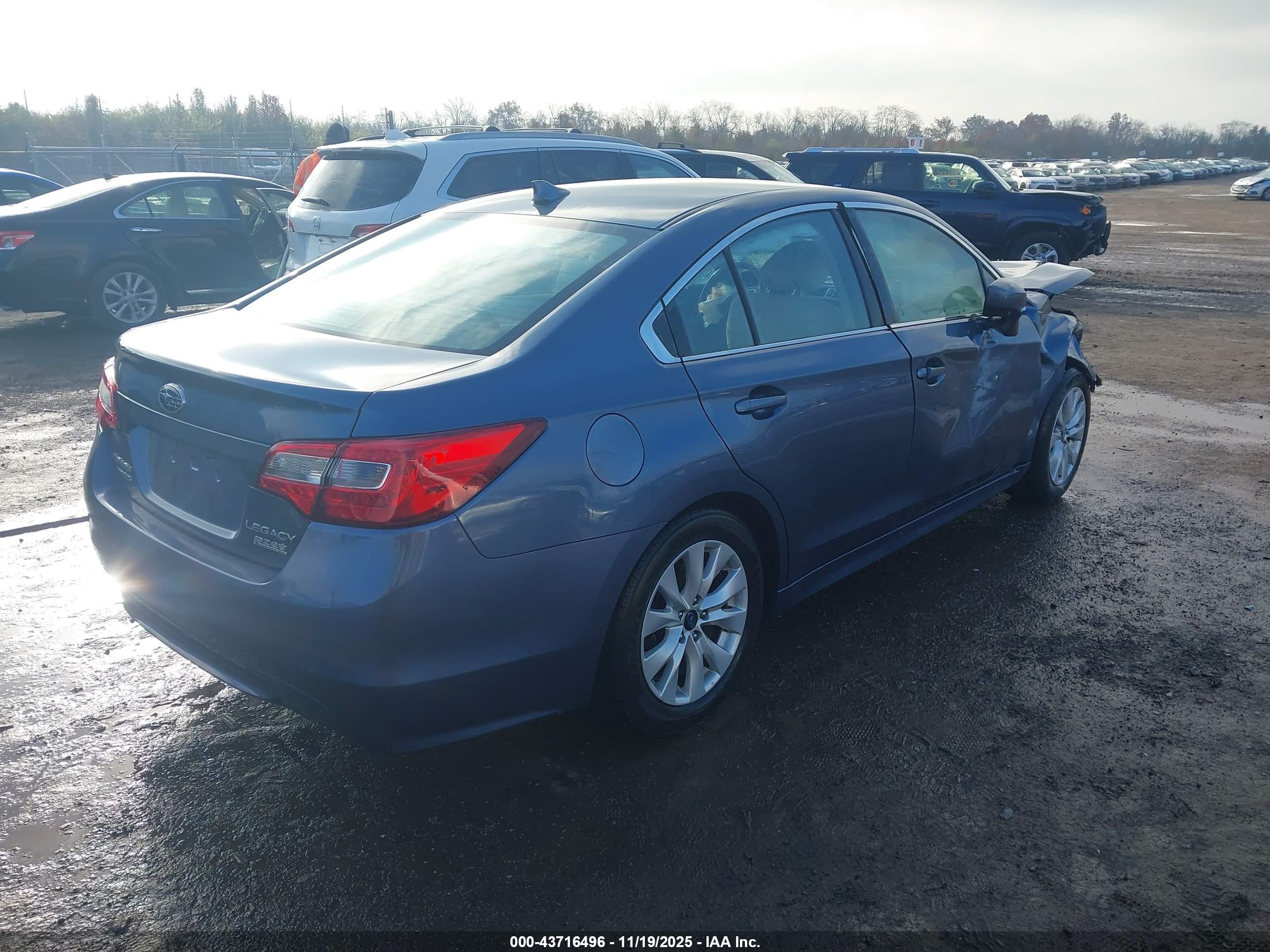 SUBARU LEGACY image 4