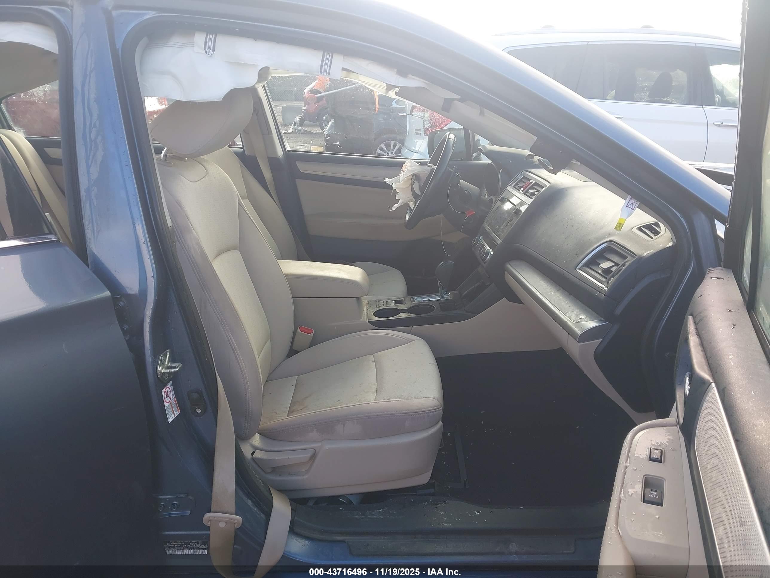 SUBARU LEGACY image 5