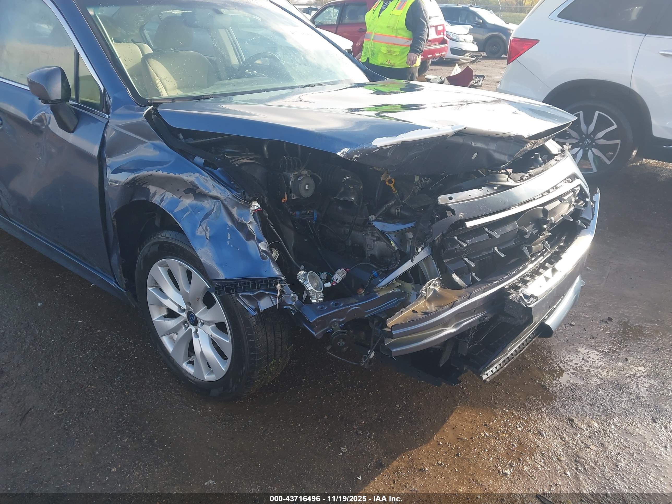 SUBARU LEGACY image 6