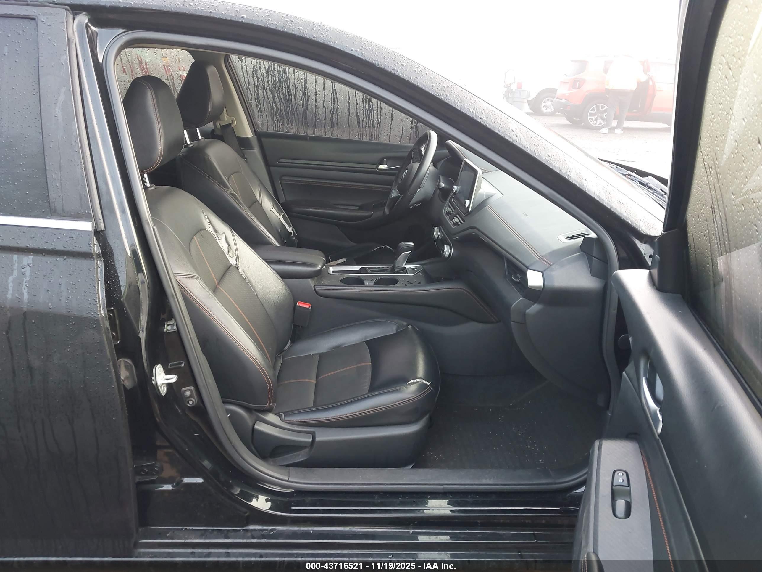 NISSAN ALTIMA image 5