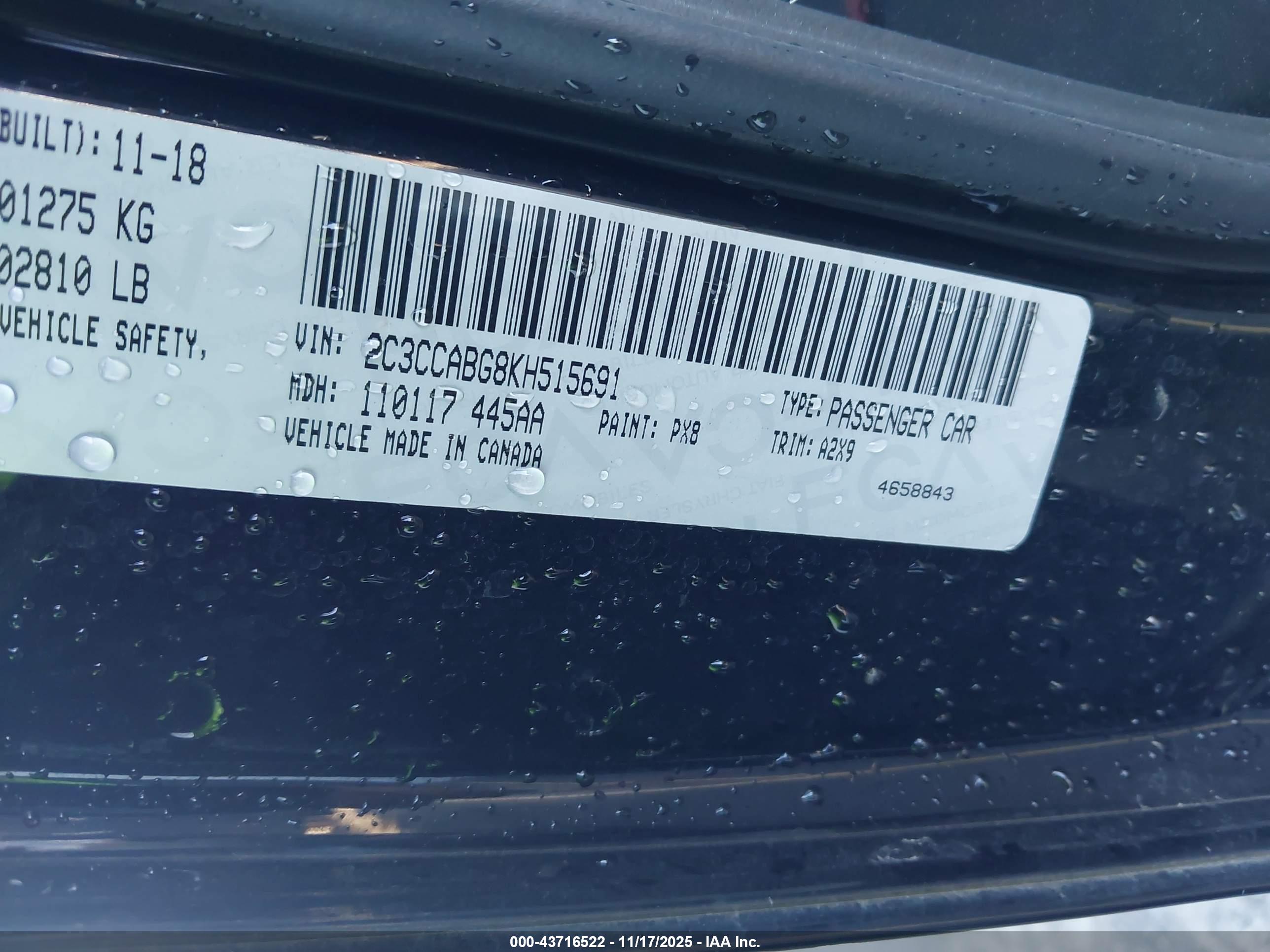 CHRYSLER 300 image 9