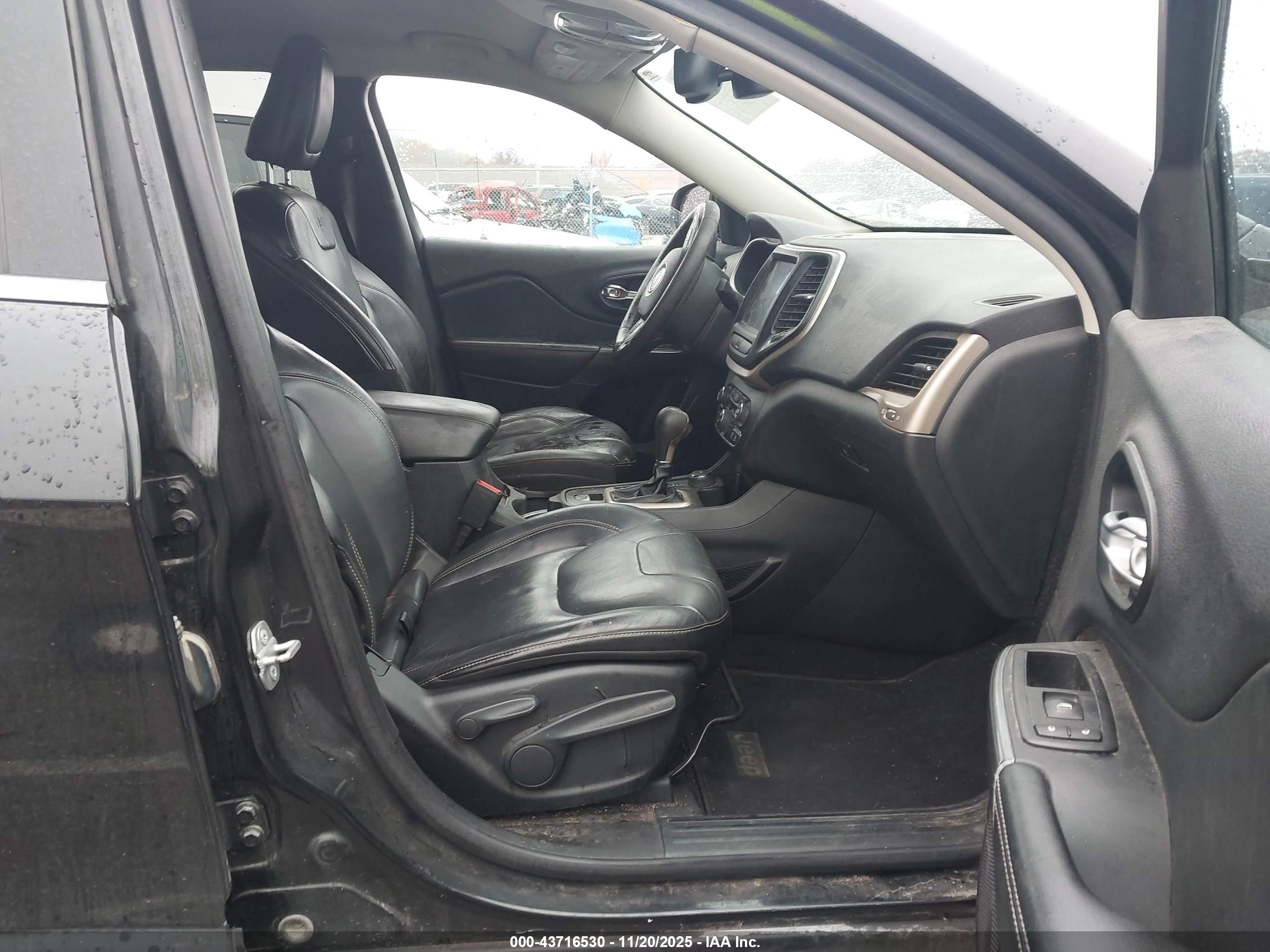 JEEP CHEROKEE image 5