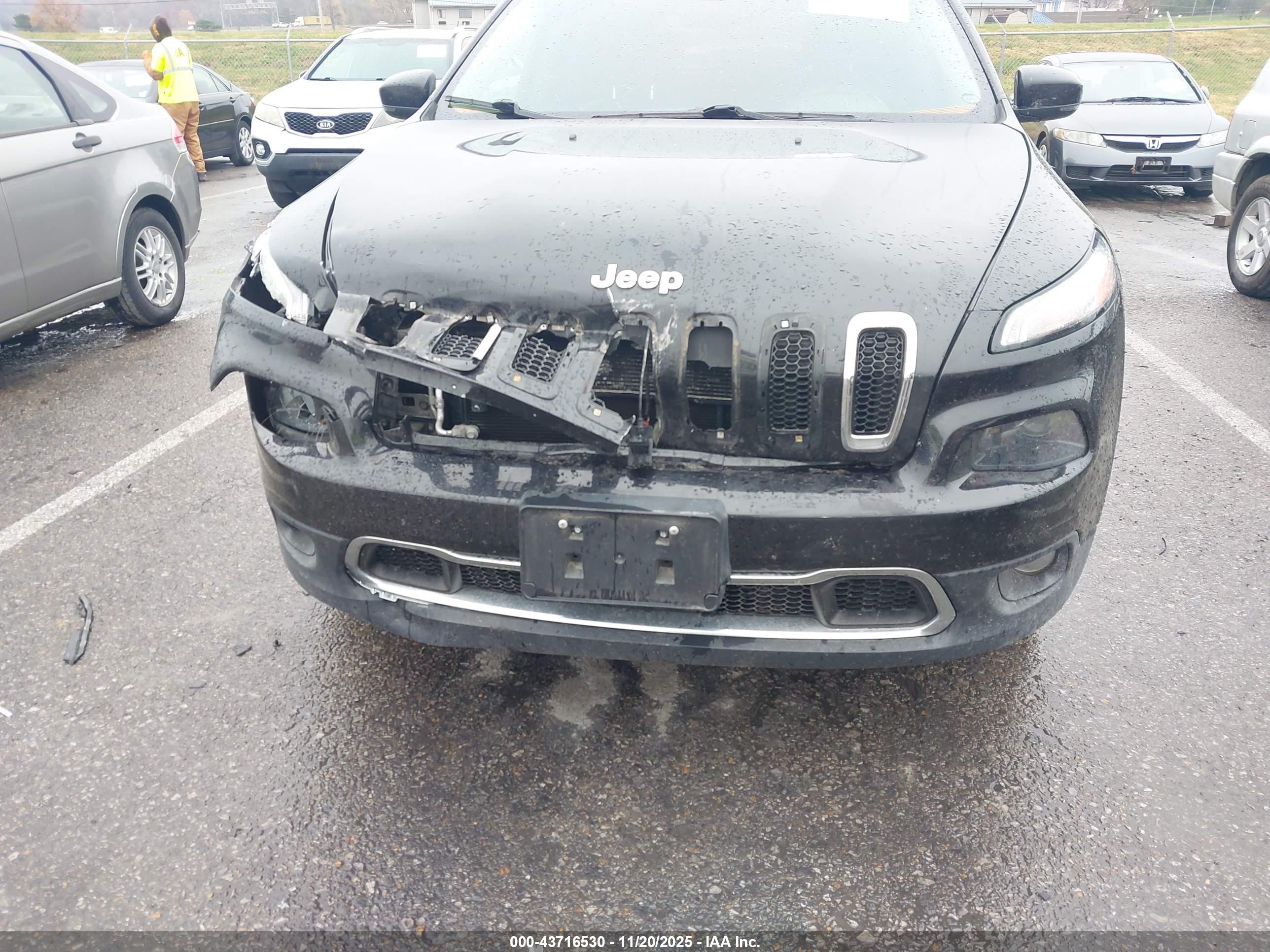 JEEP CHEROKEE image 6