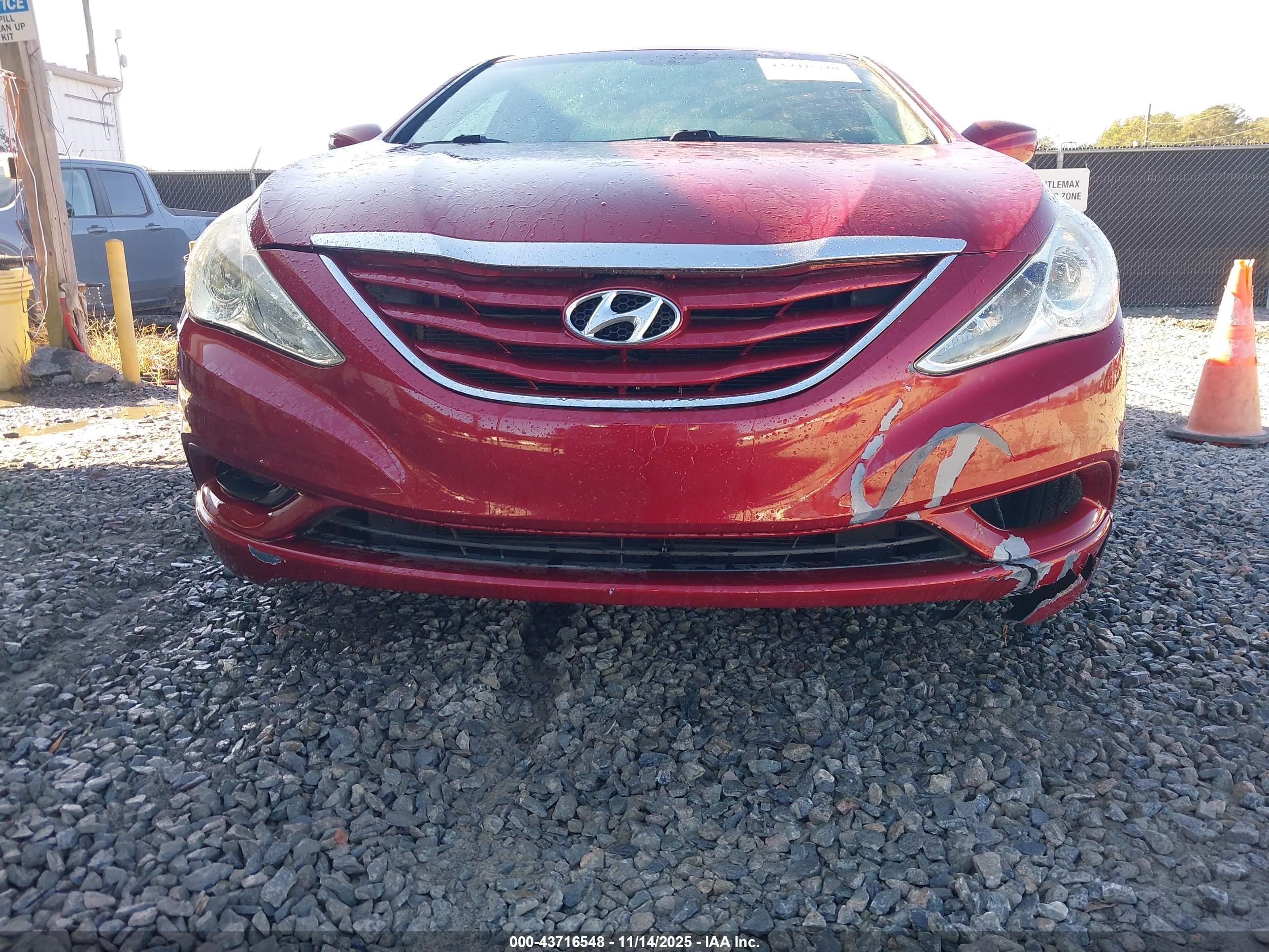 HYUNDAI SONATA image 6