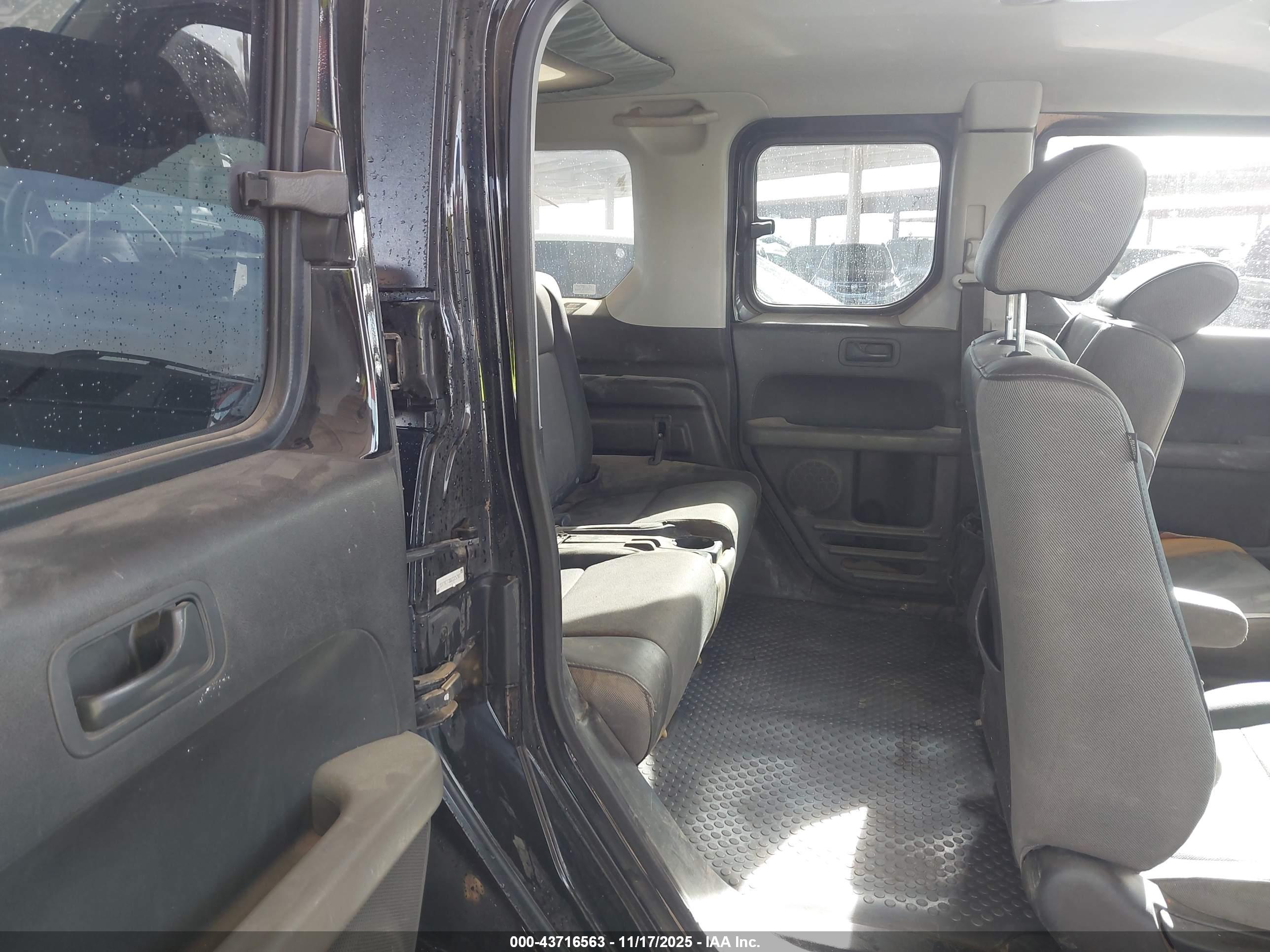 HONDA ELEMENT image 8