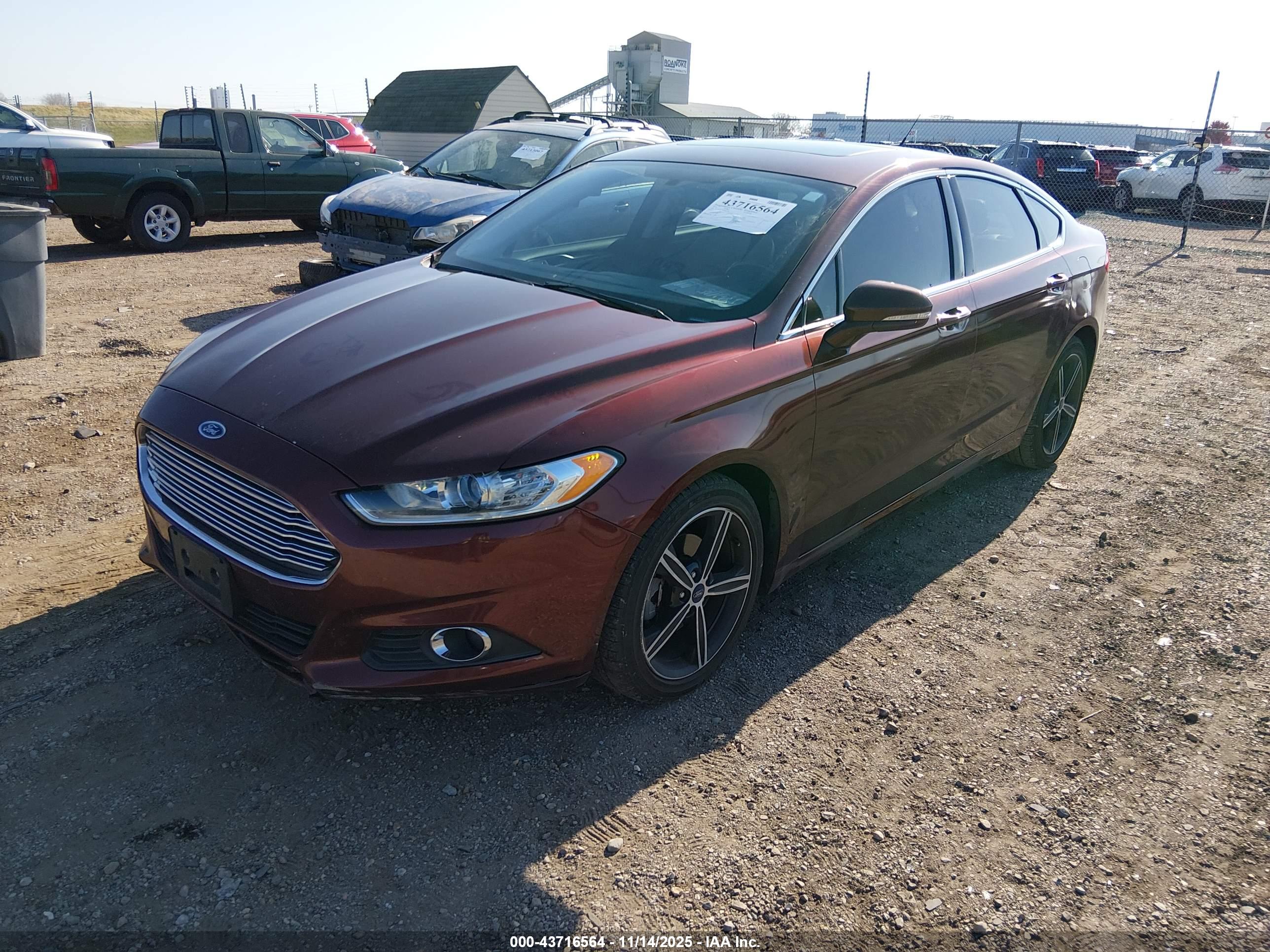 FORD FUSION image 2