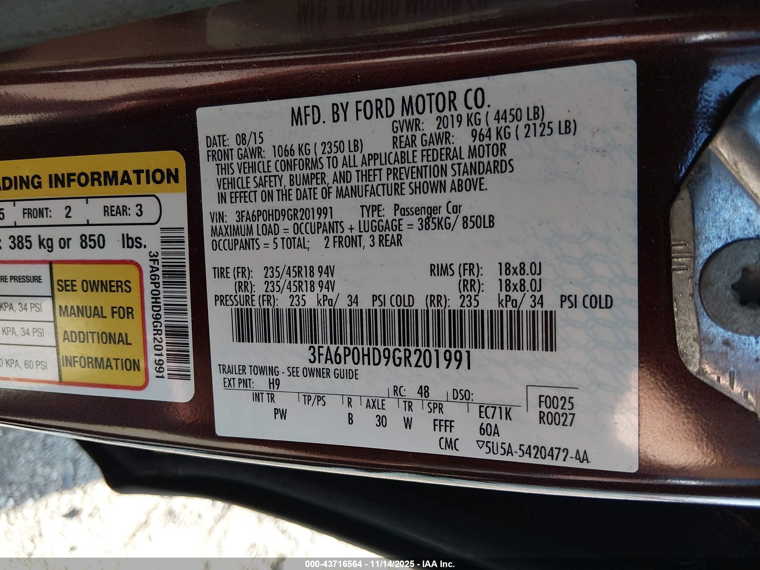 FORD FUSION image 9