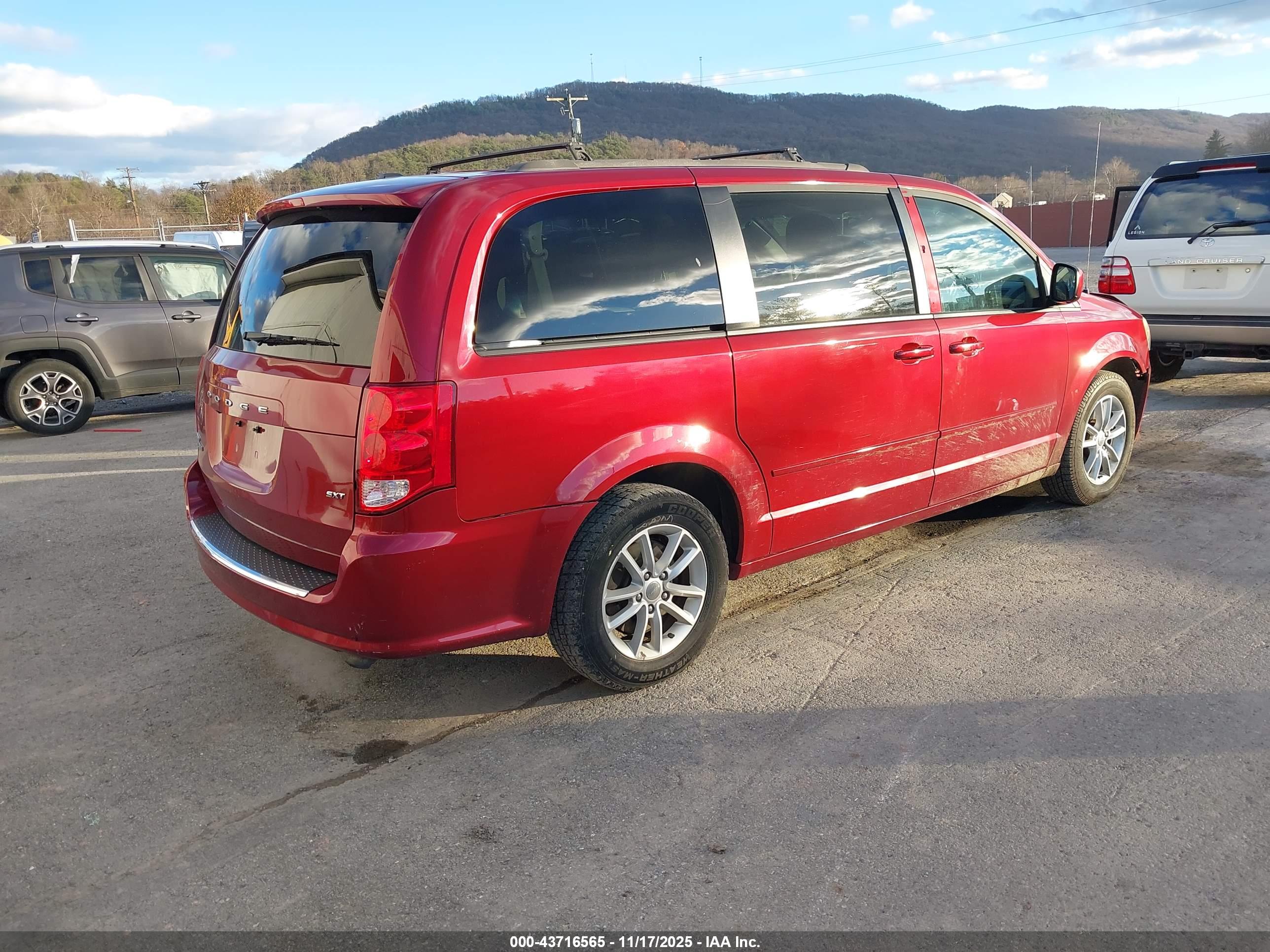 DODGE GRAND image 4