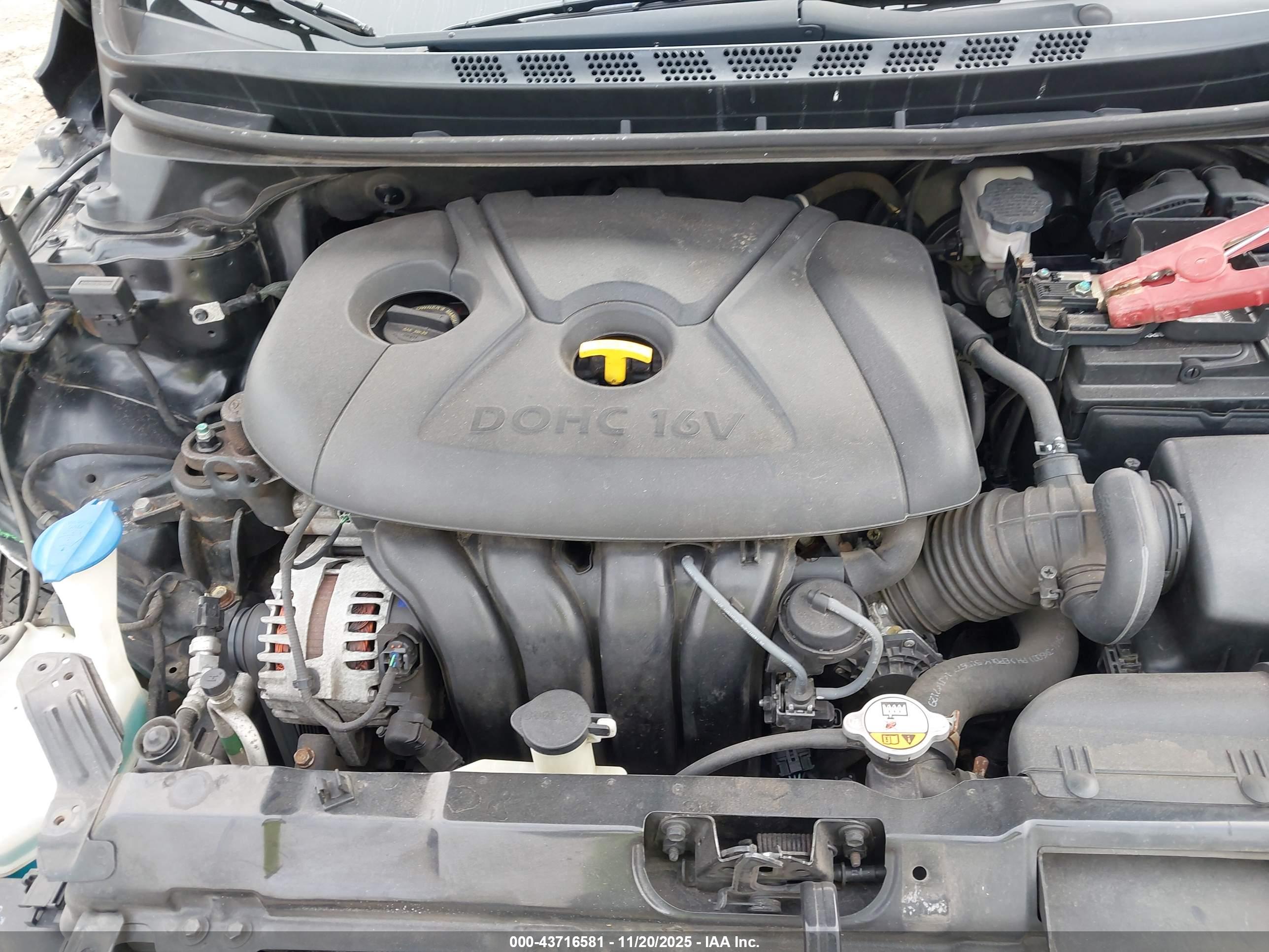 HYUNDAI ELANTRA image 10
