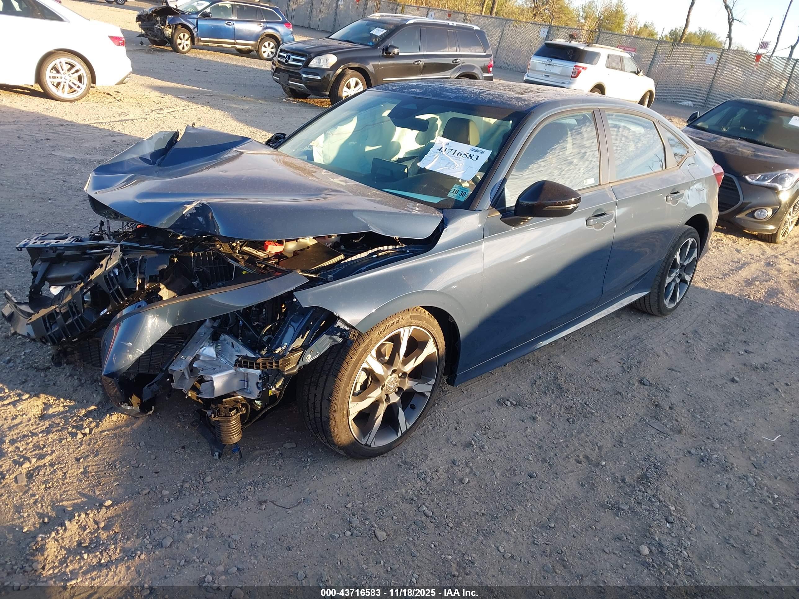 HONDA CIVIC image 2