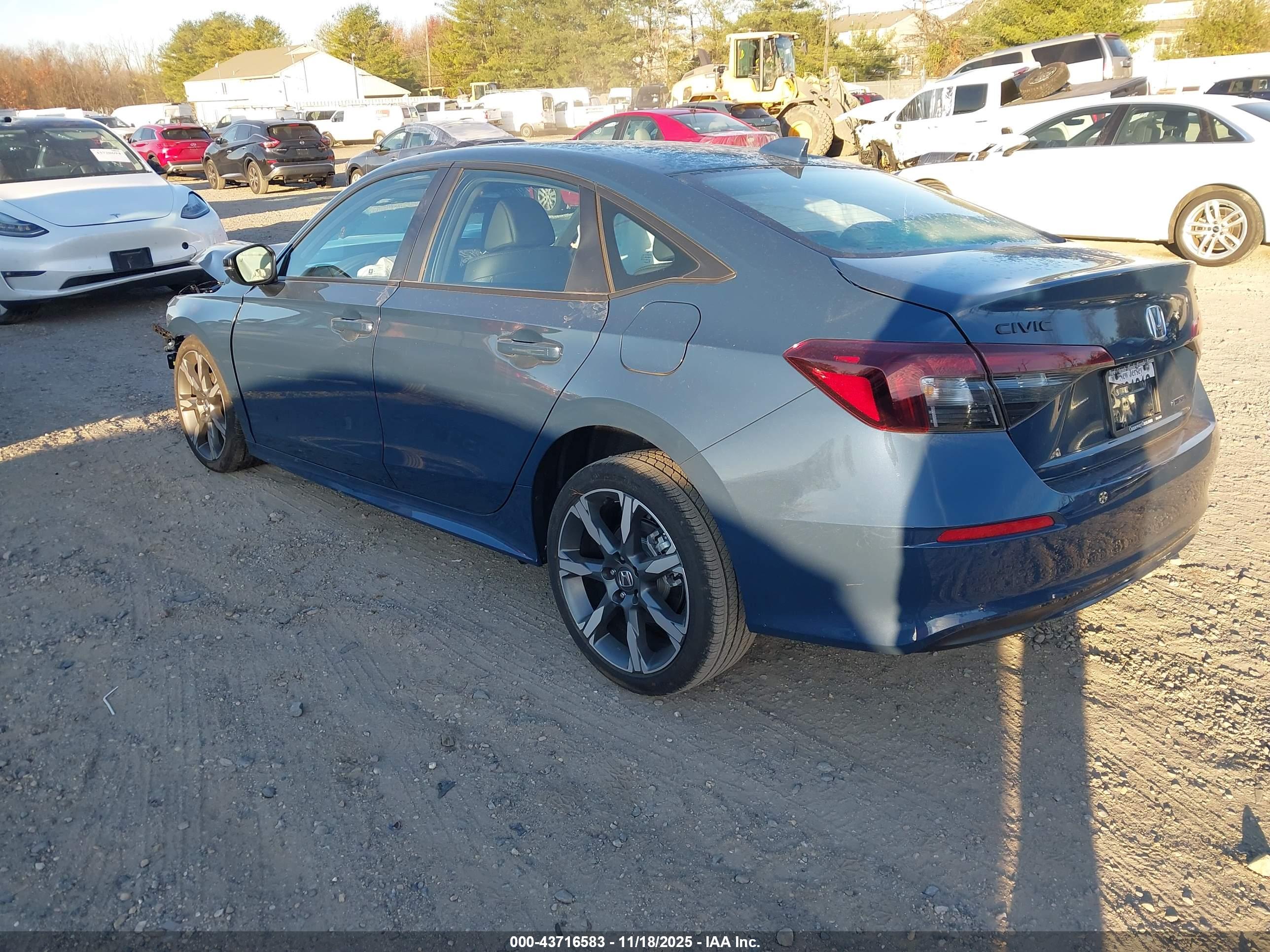 HONDA CIVIC image 3