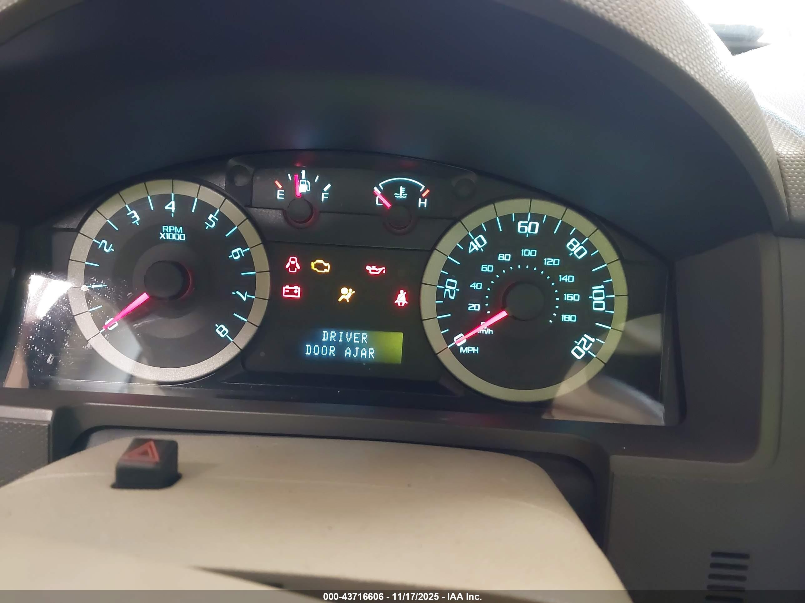FORD ESCAPE image 7