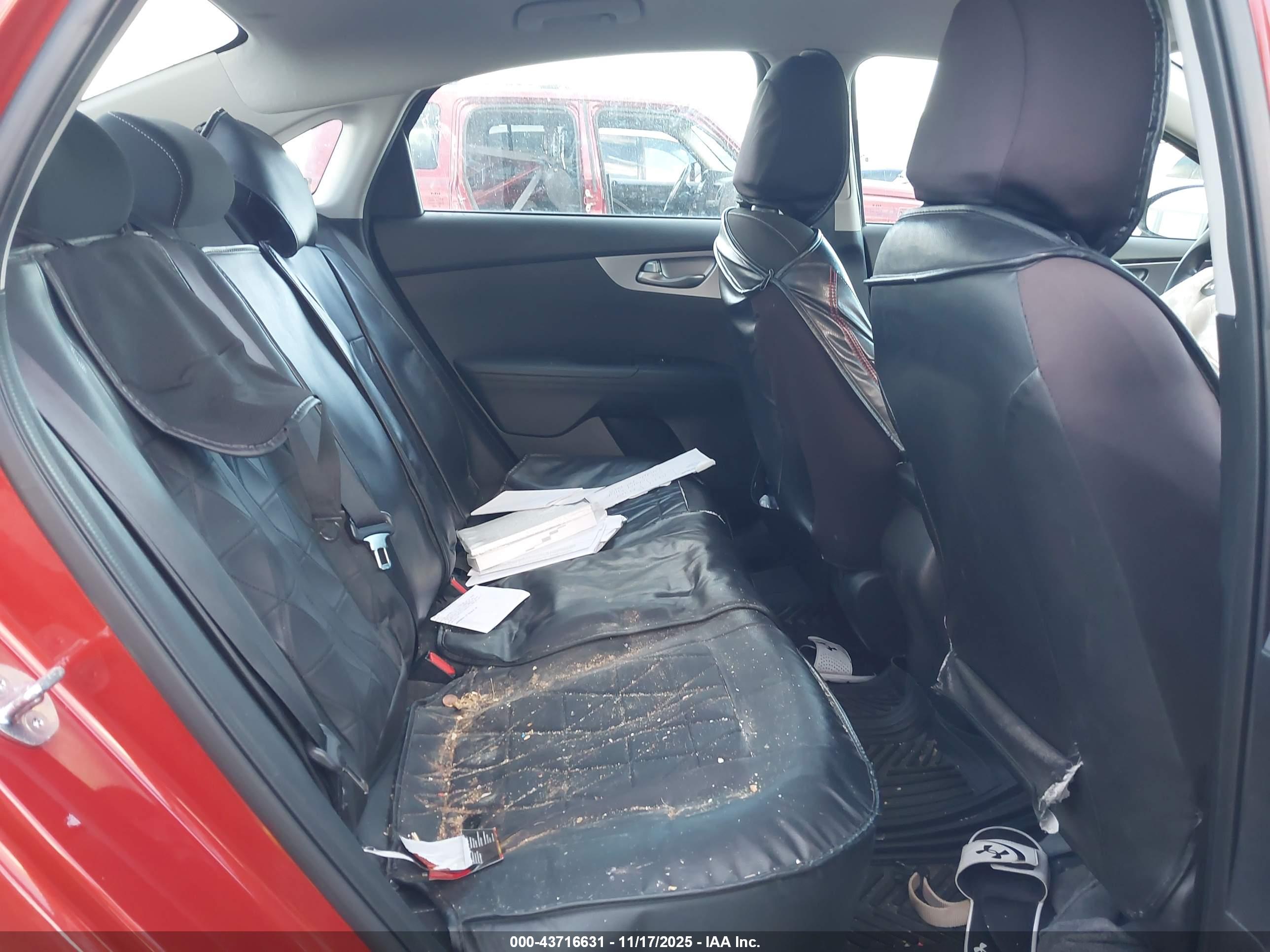 KIA FORTE image 8
