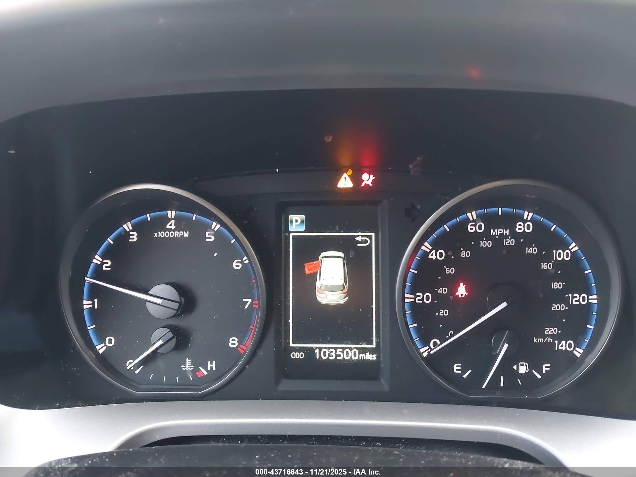 TOYOTA RAV4 image 7