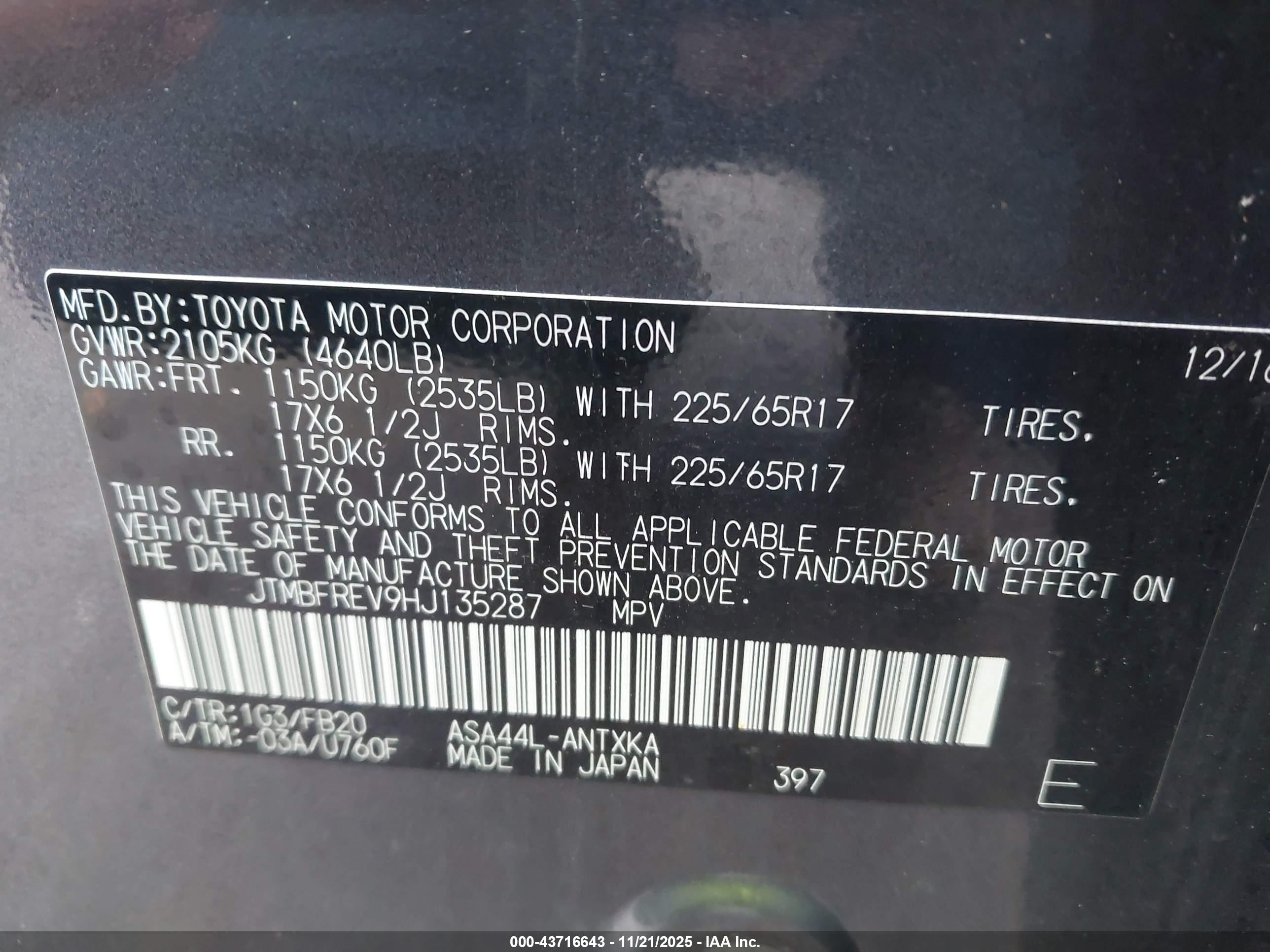 TOYOTA RAV4 image 9