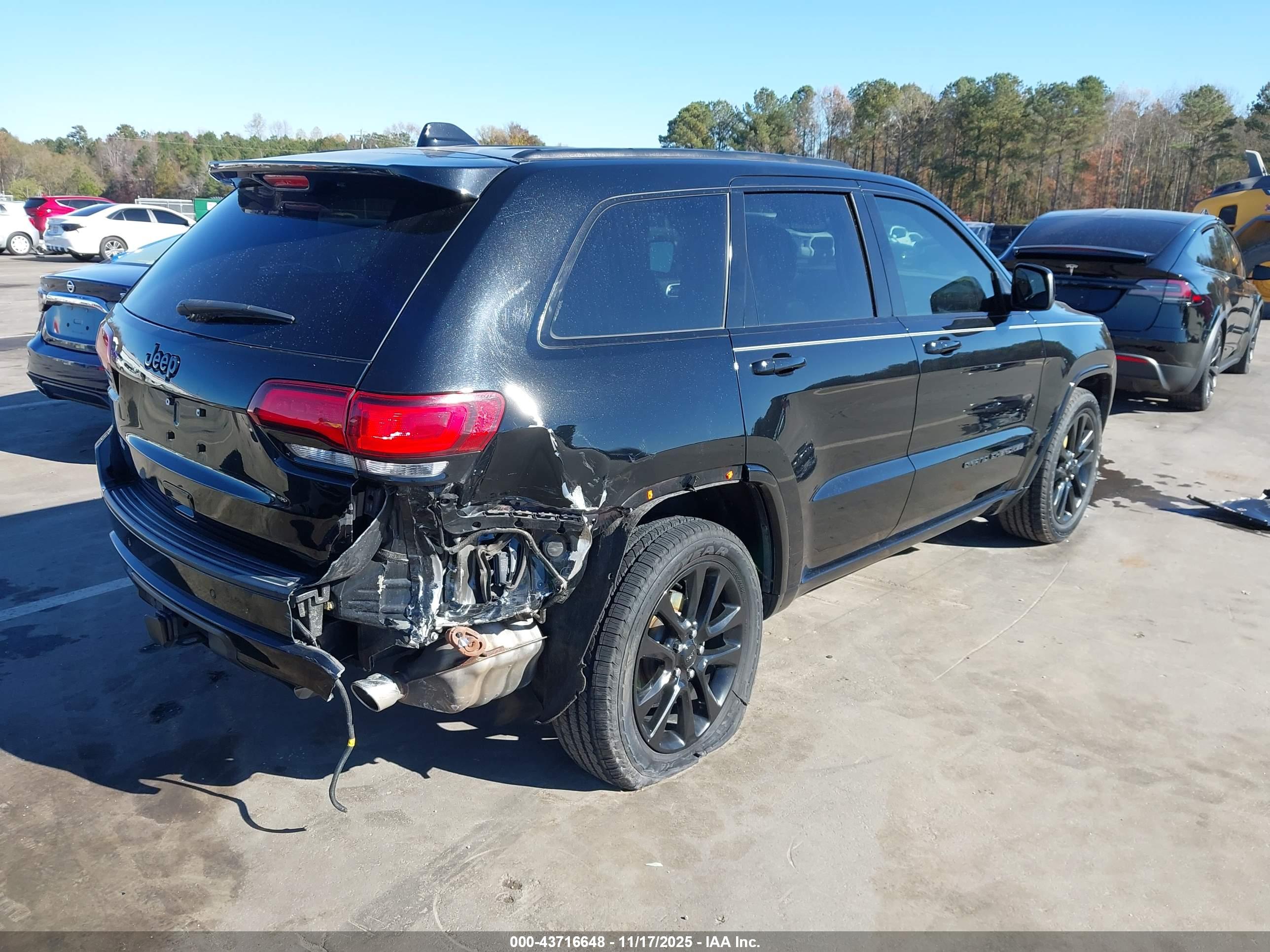 JEEP GRAND image 4