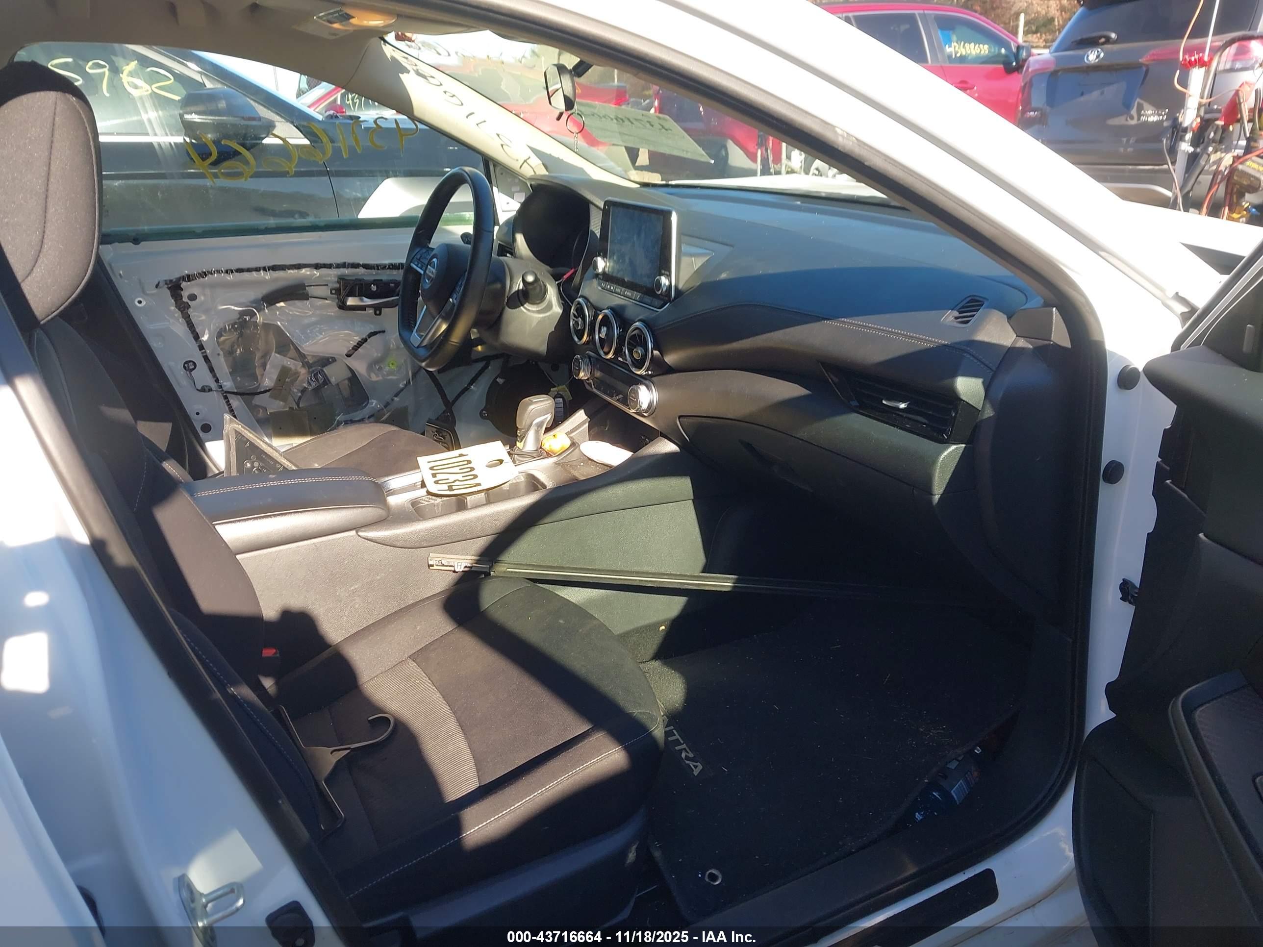 NISSAN SENTRA image 5