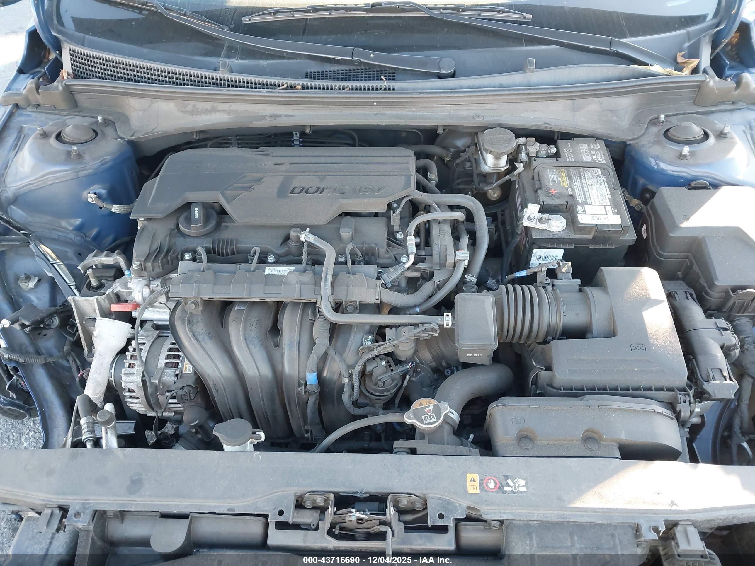 HYUNDAI ELANTRA image 10