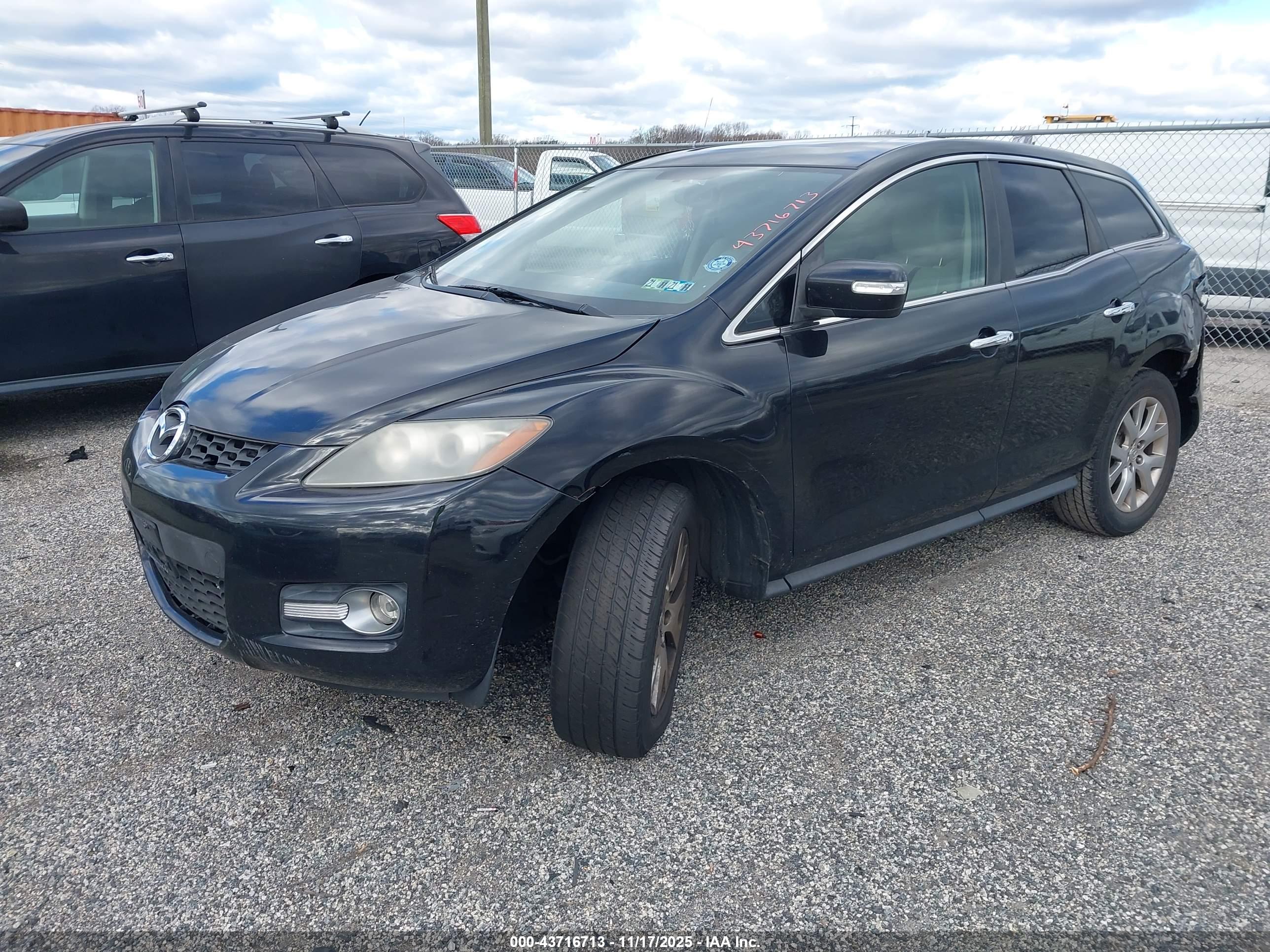 MAZDA CX-7 image 2
