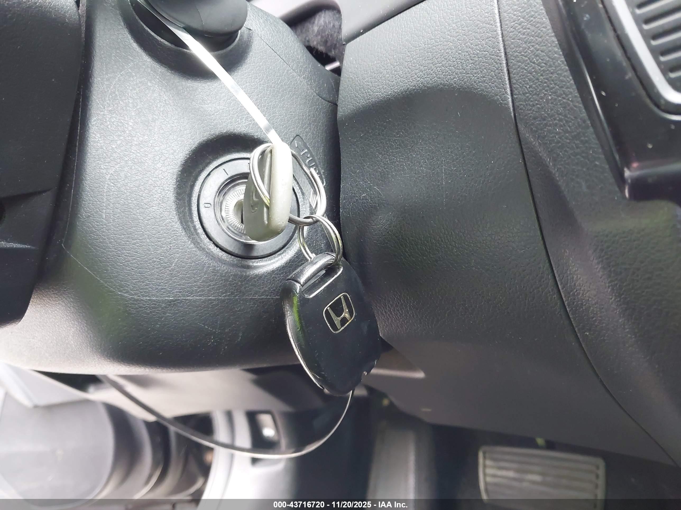 HONDA CIVIC image 11
