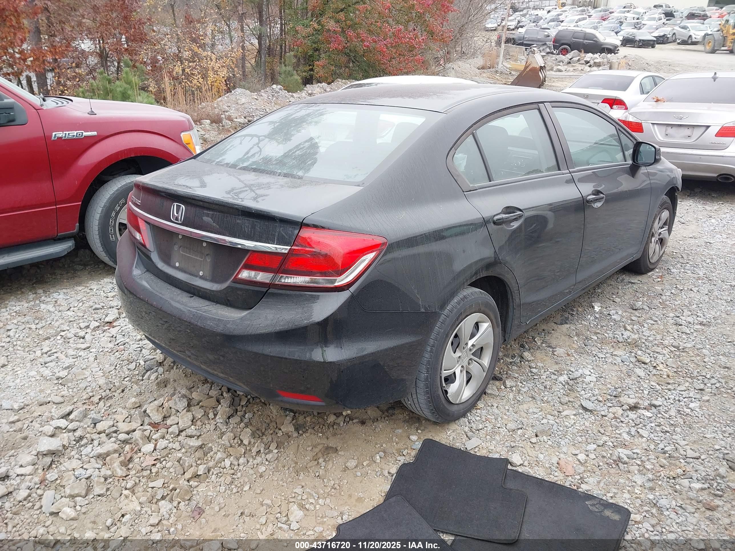 HONDA CIVIC image 4
