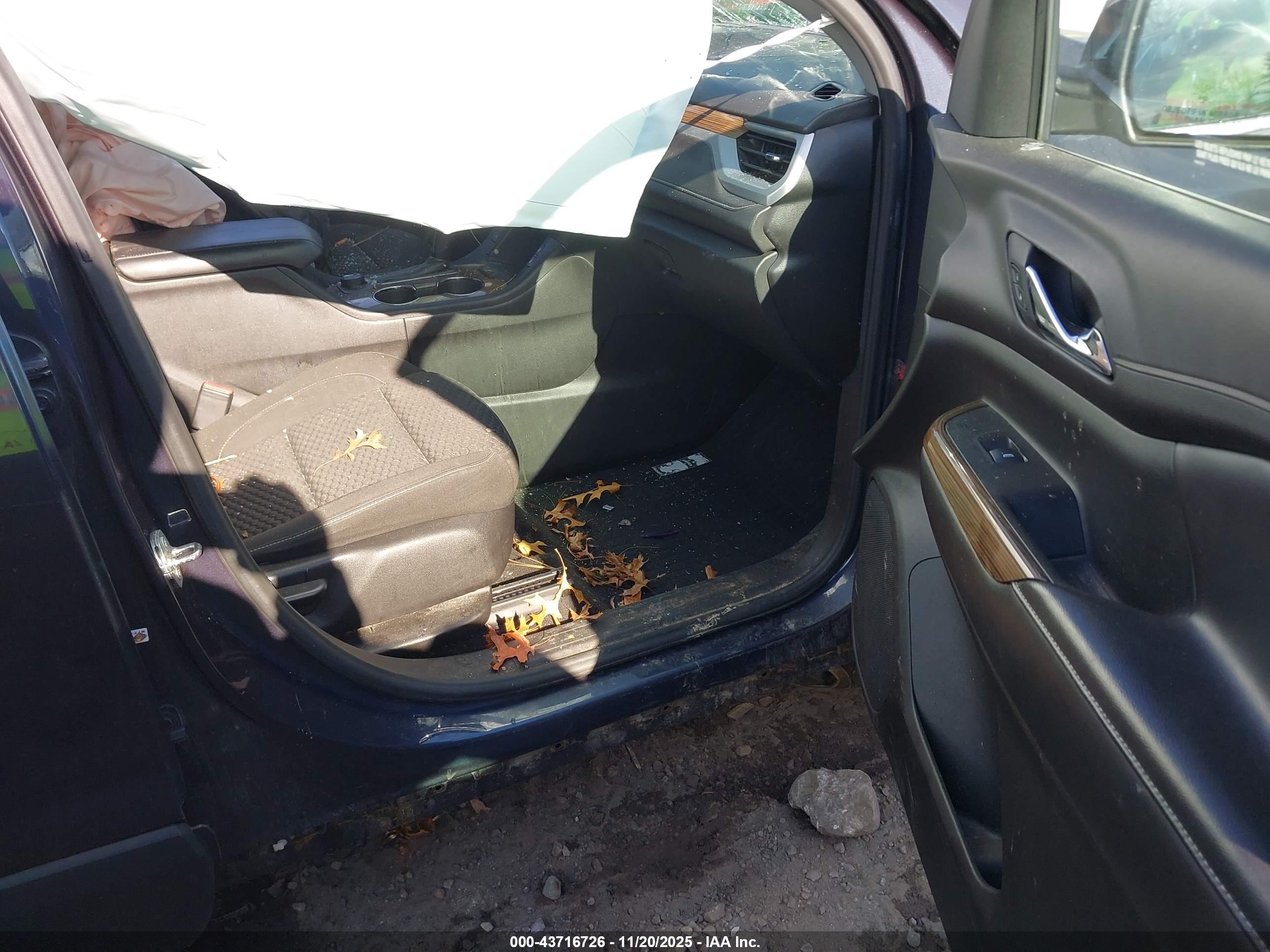 GMC ACADIA image 5