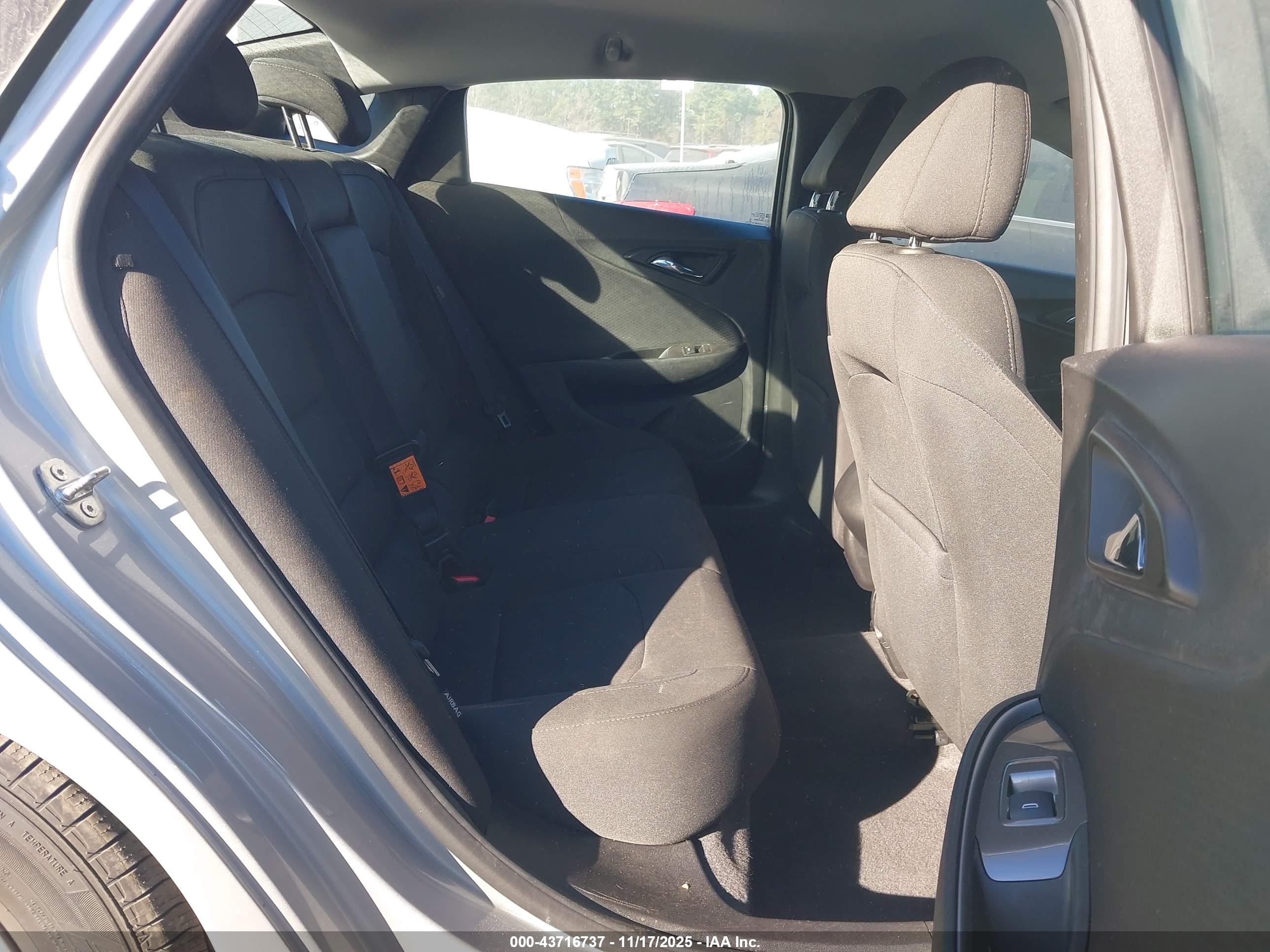 CHEVROLET MALIBU image 8