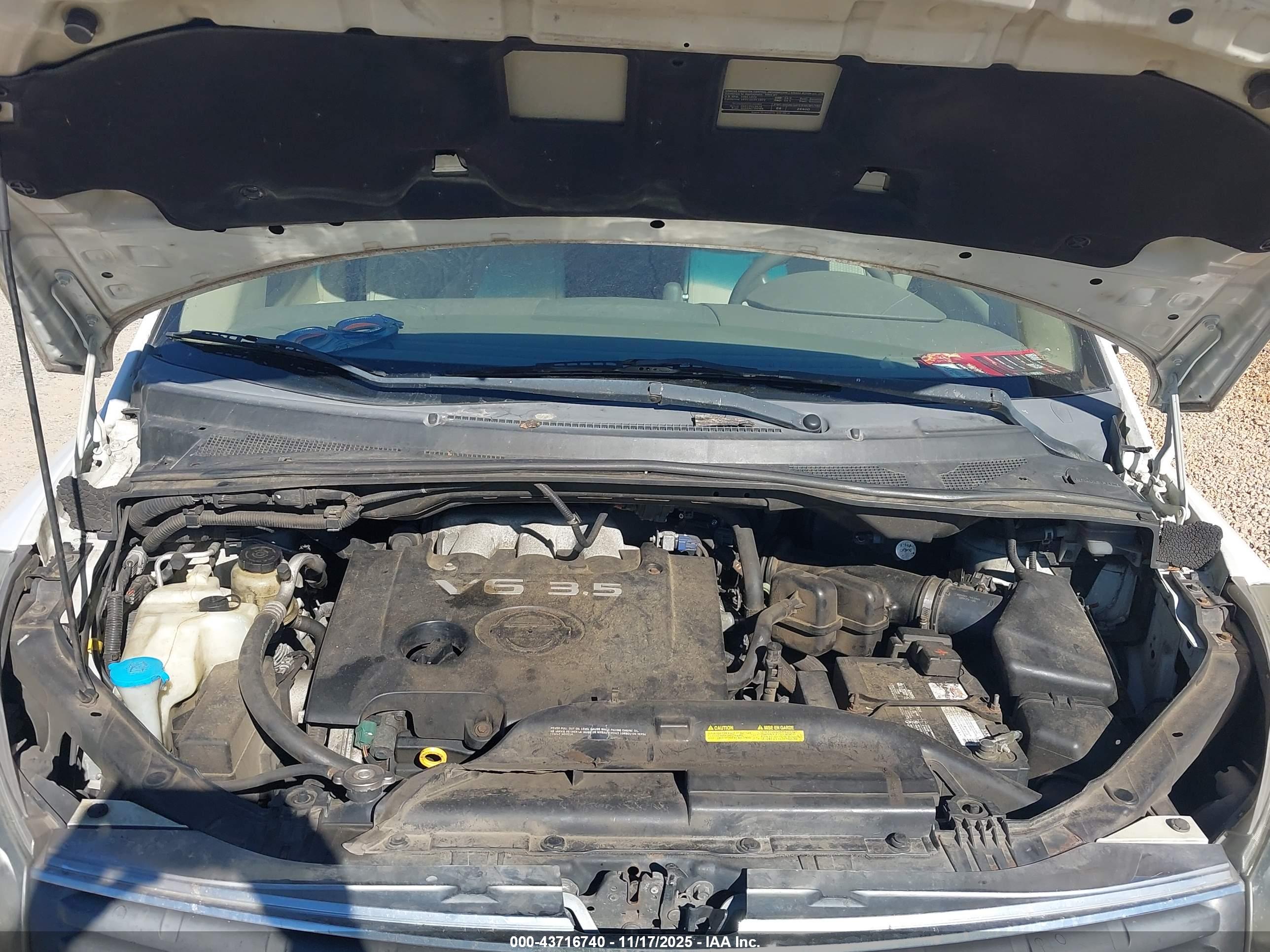 NISSAN QUEST image 10