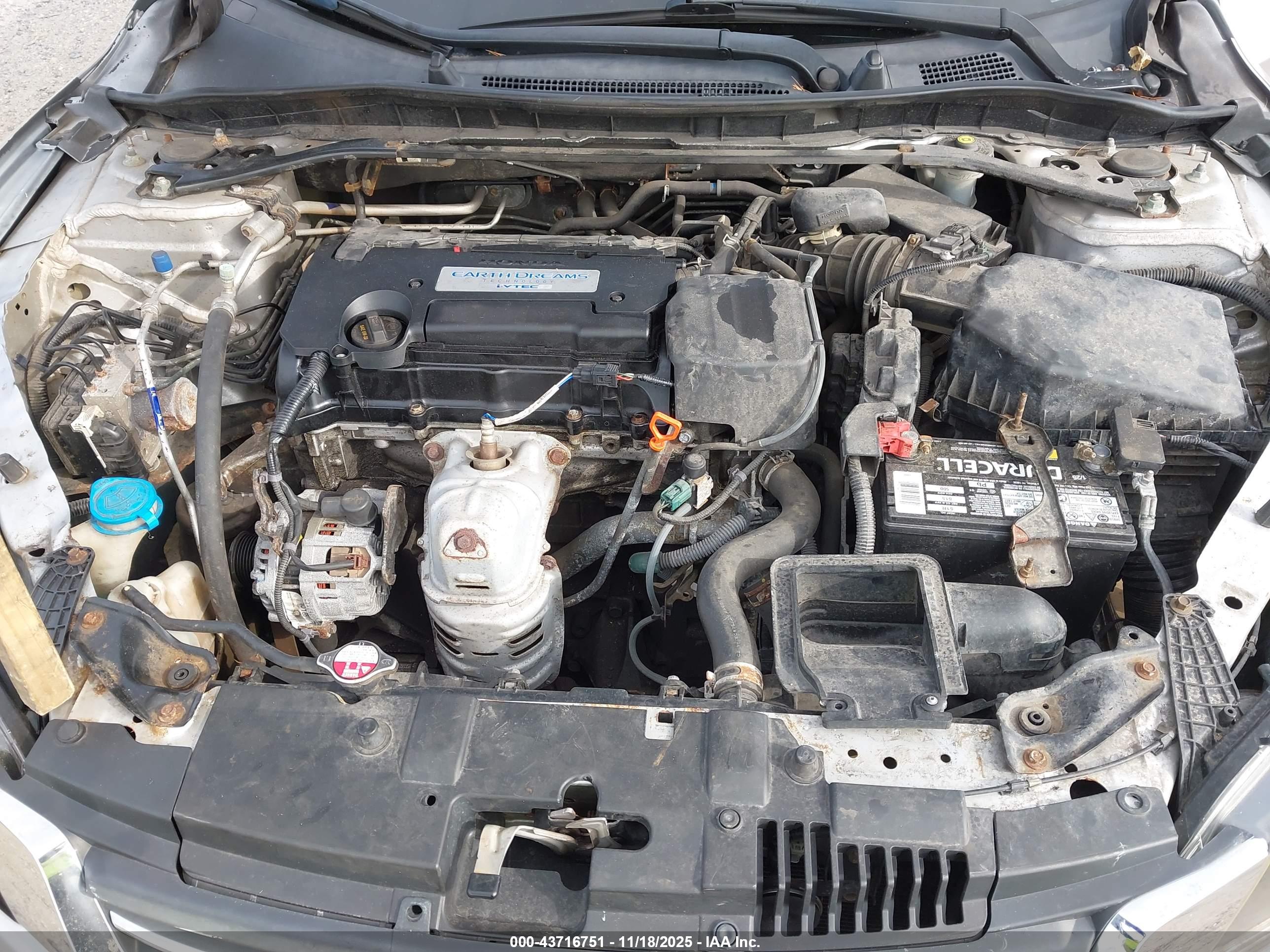 HONDA ACCORD image 10