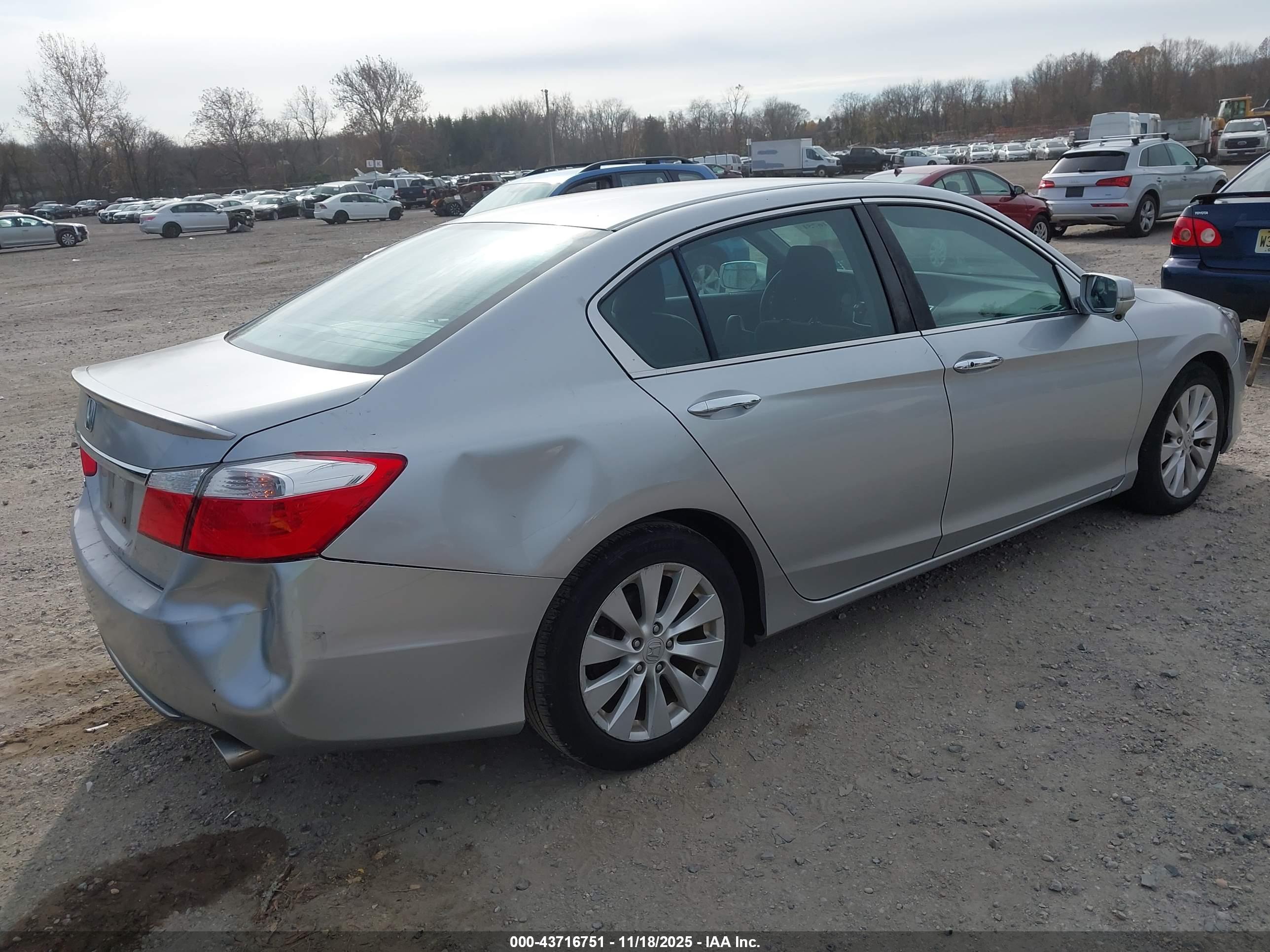 HONDA ACCORD image 4