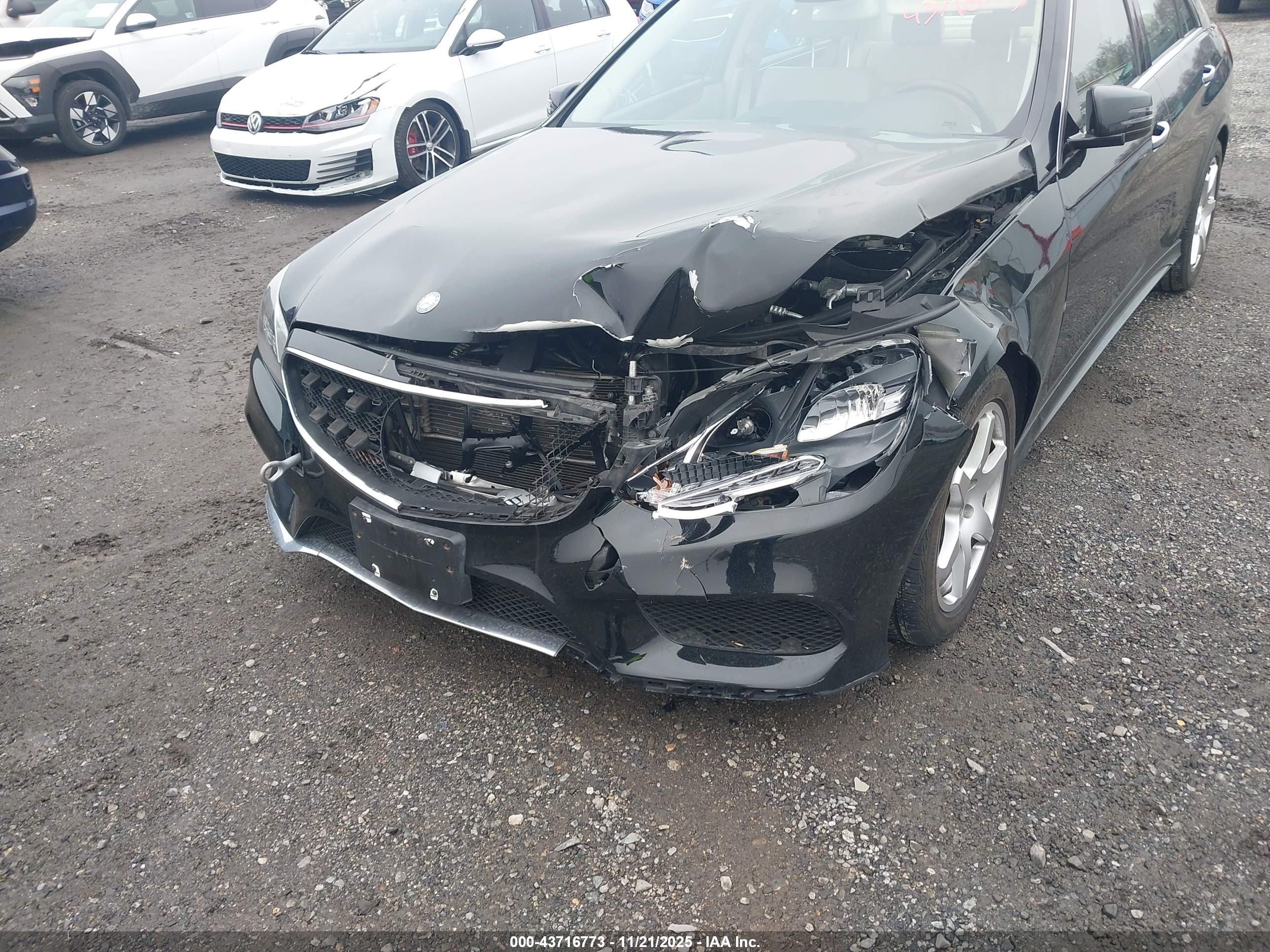 MERCEDES-BENZ E image 6