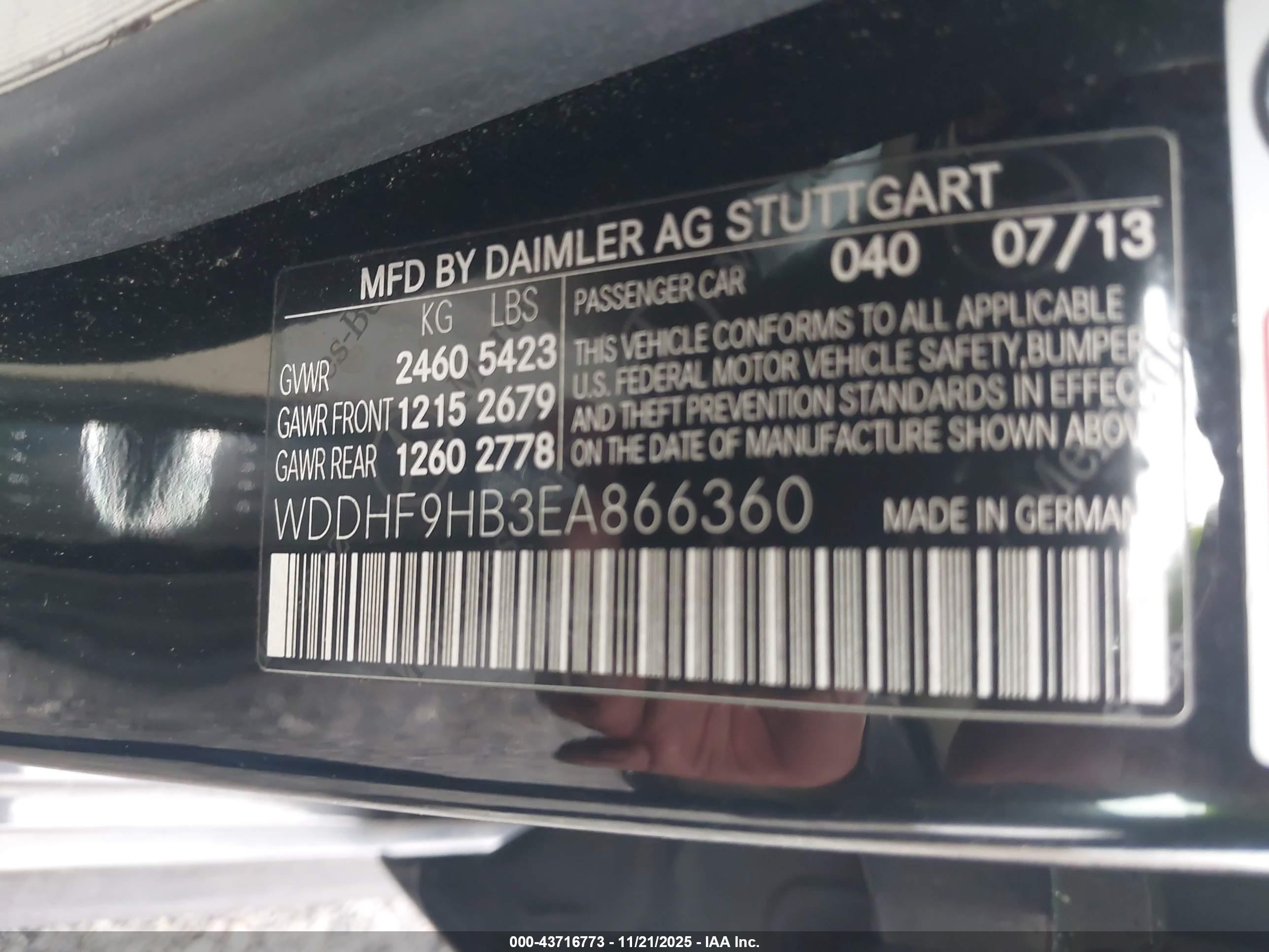 MERCEDES-BENZ E image 9