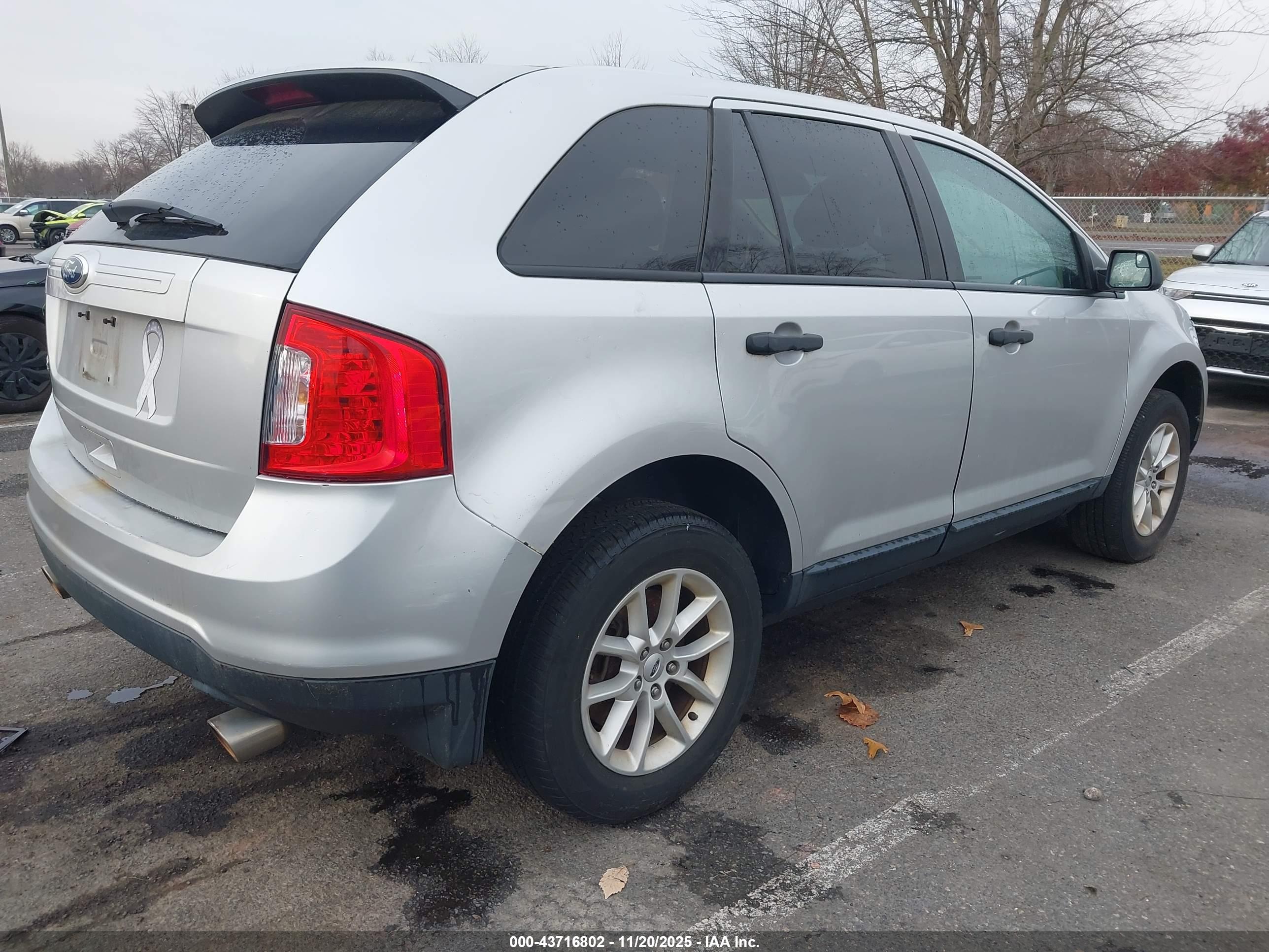 FORD EDGE image 4
