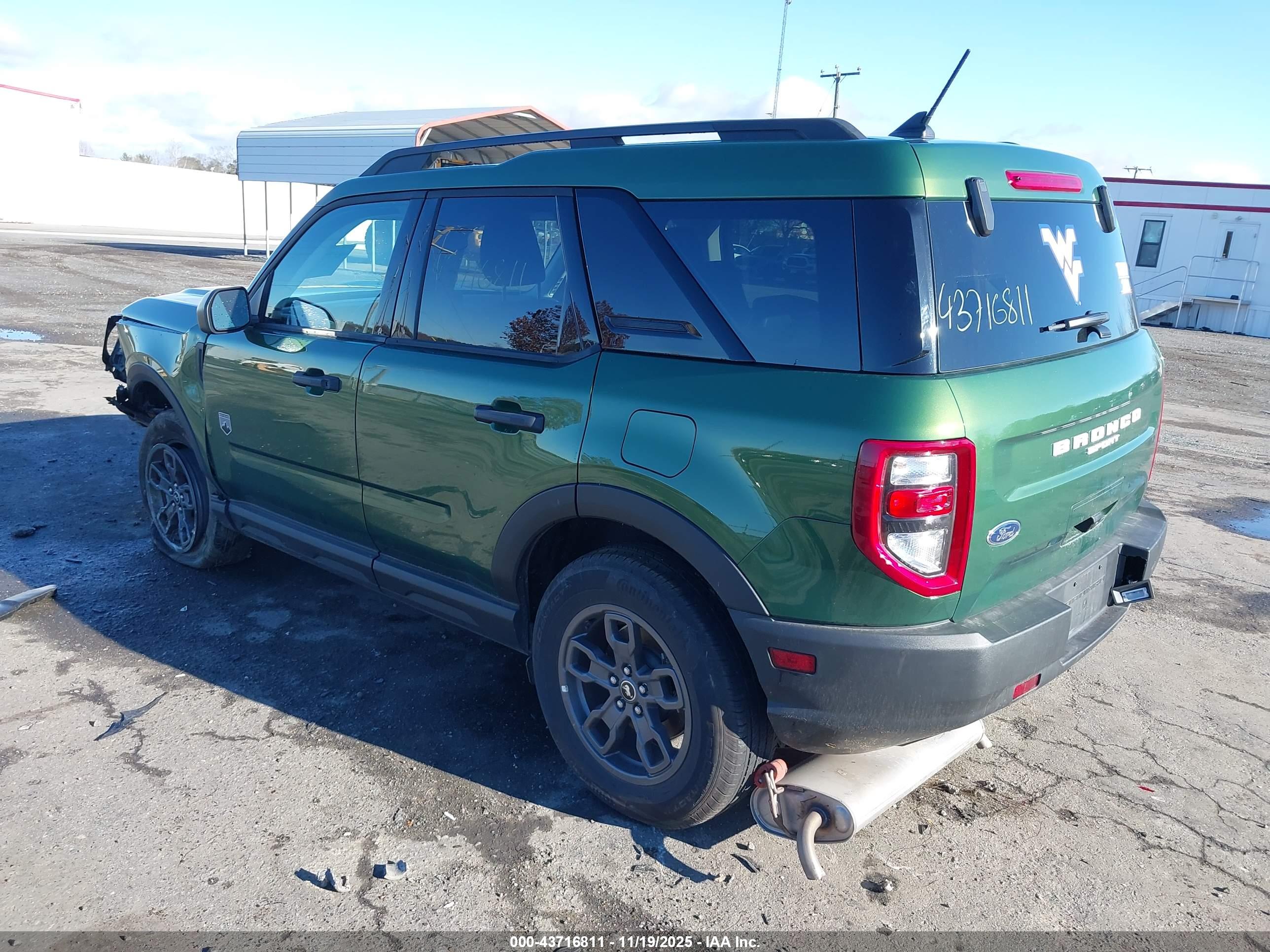 FORD BRONCO image 3