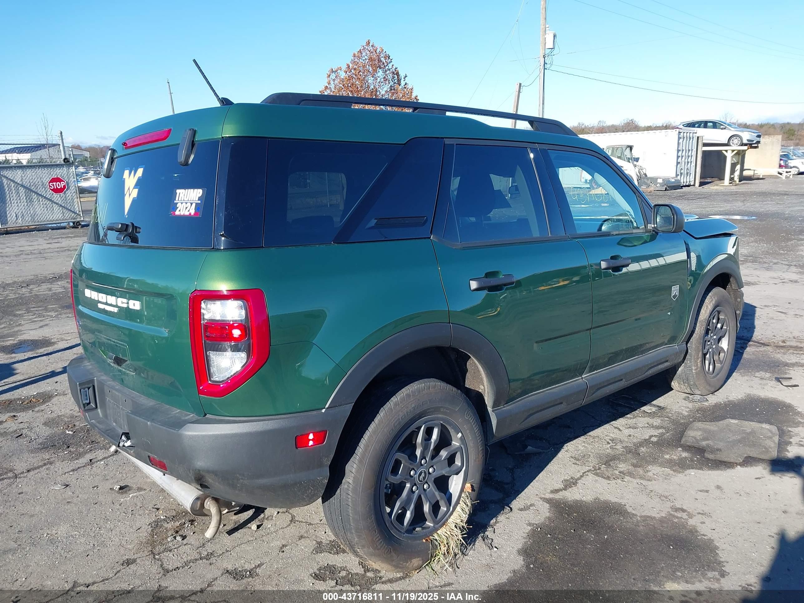 FORD BRONCO image 4