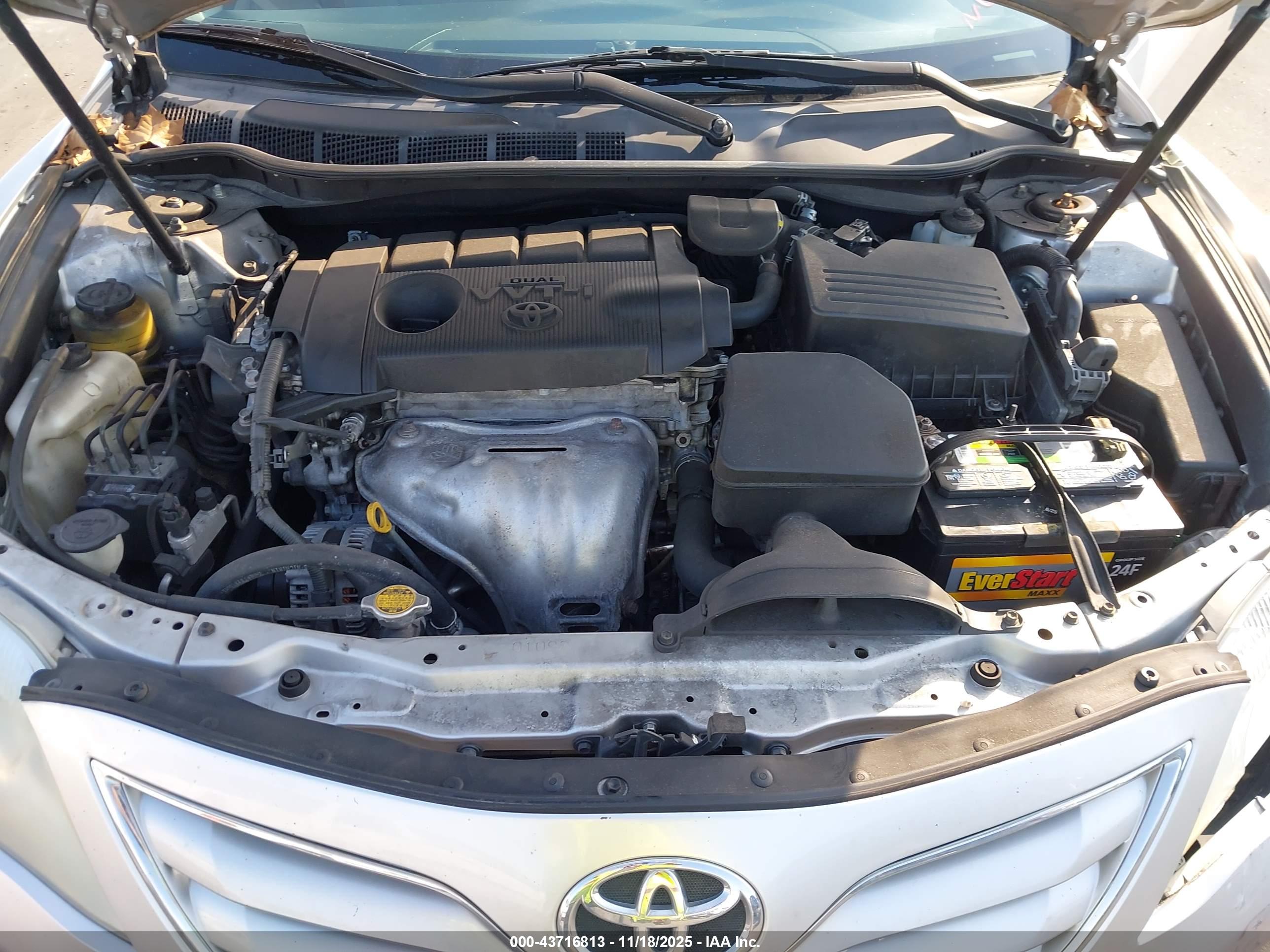 TOYOTA CAMRY image 10