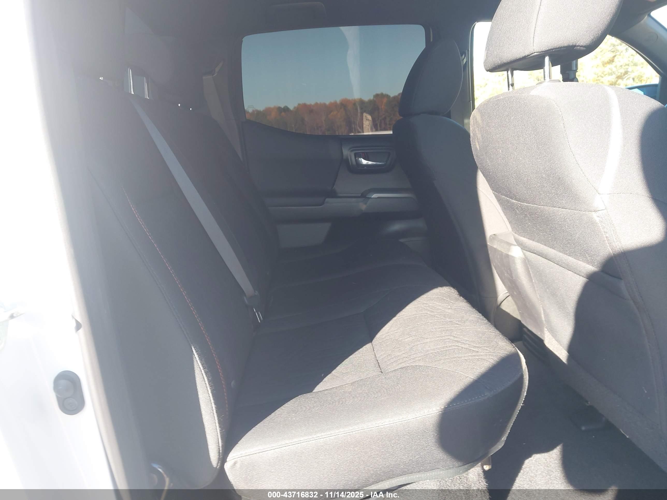 TOYOTA TACOMA image 8