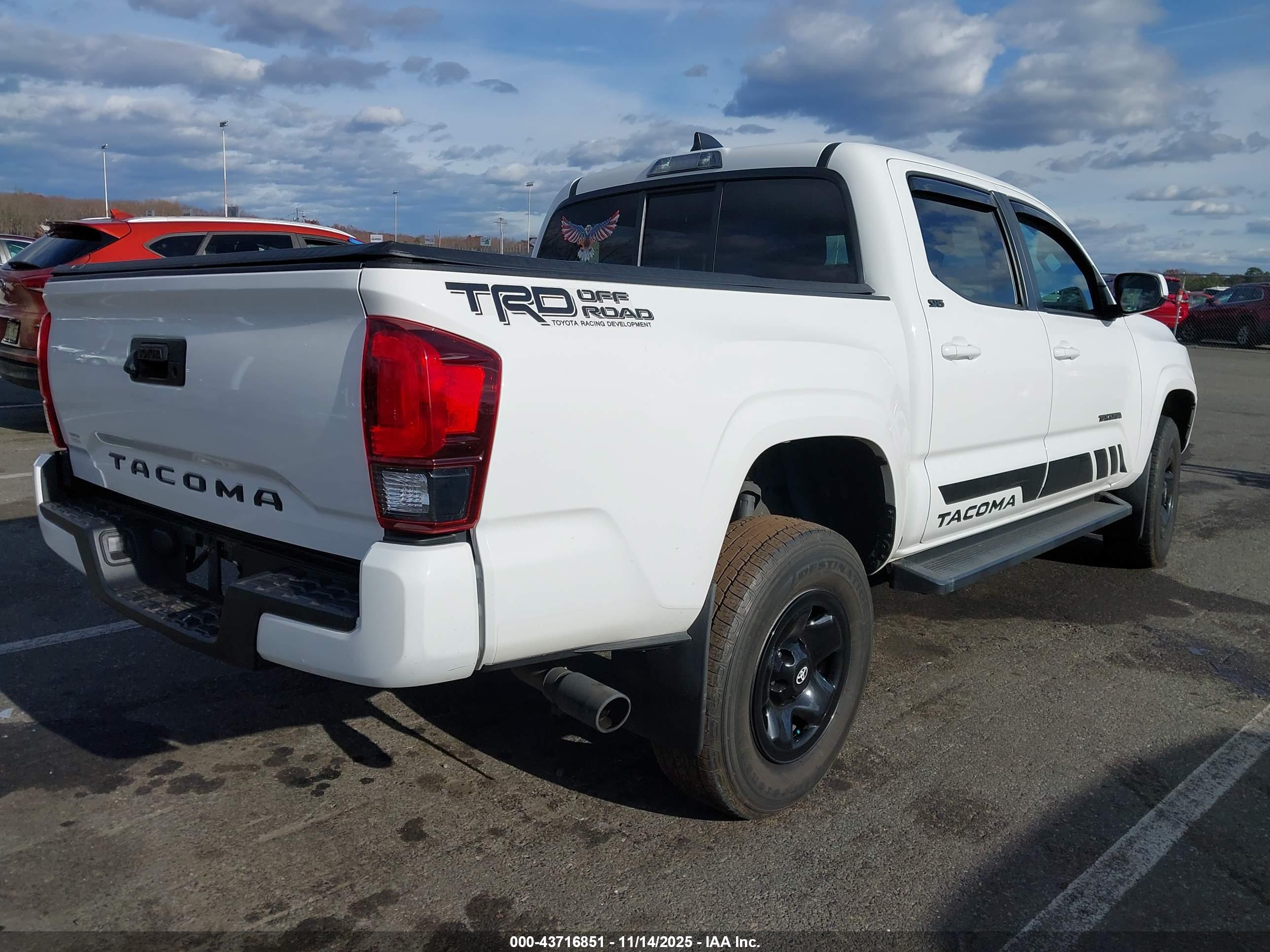 TOYOTA TACOMA image 4